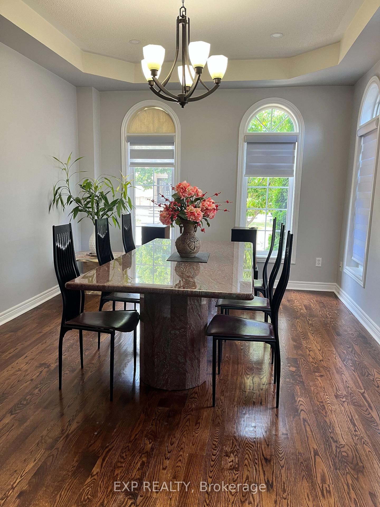 Photo 7 of 129 Ledge Rock Drive E, Vaughan, Vellore Village — HOMEH