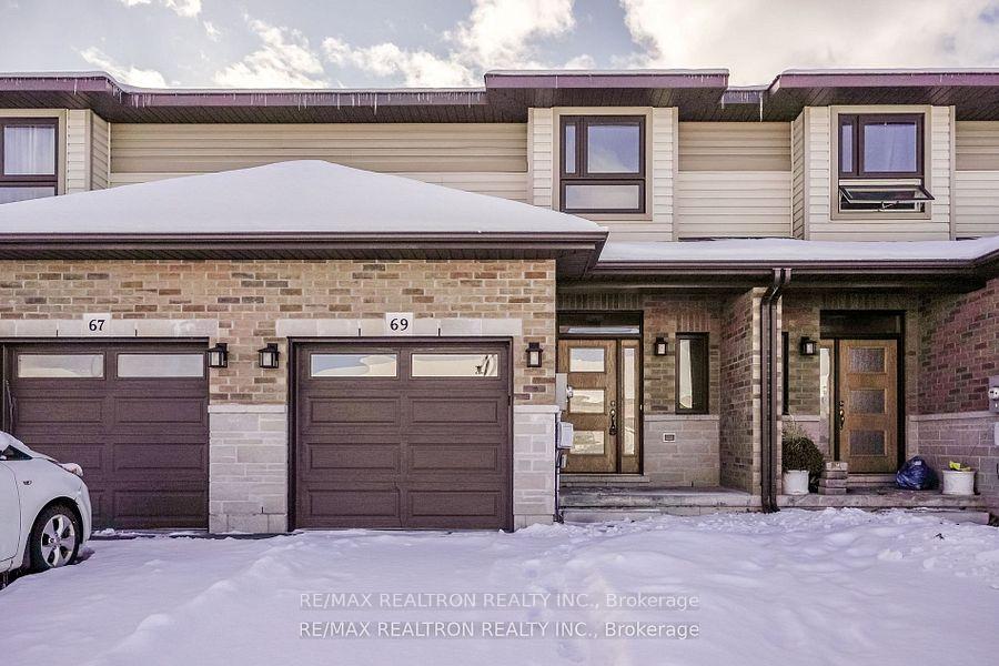 Photo 1 of 69 Ledgerock Court, Quinte West, Sidney Ward — HOMEH