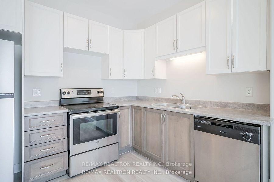 Photo 8 of 69 Ledgerock Court, Quinte West, Sidney Ward — HOMEH