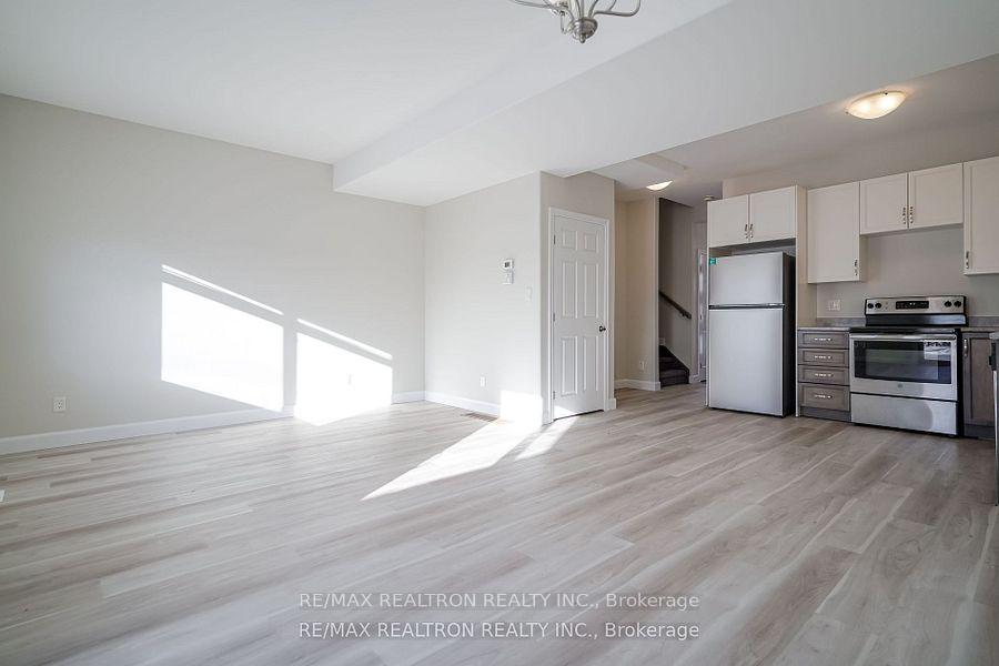 Photo 16 of 69 Ledgerock Court, Quinte West, Sidney Ward — HOMEH