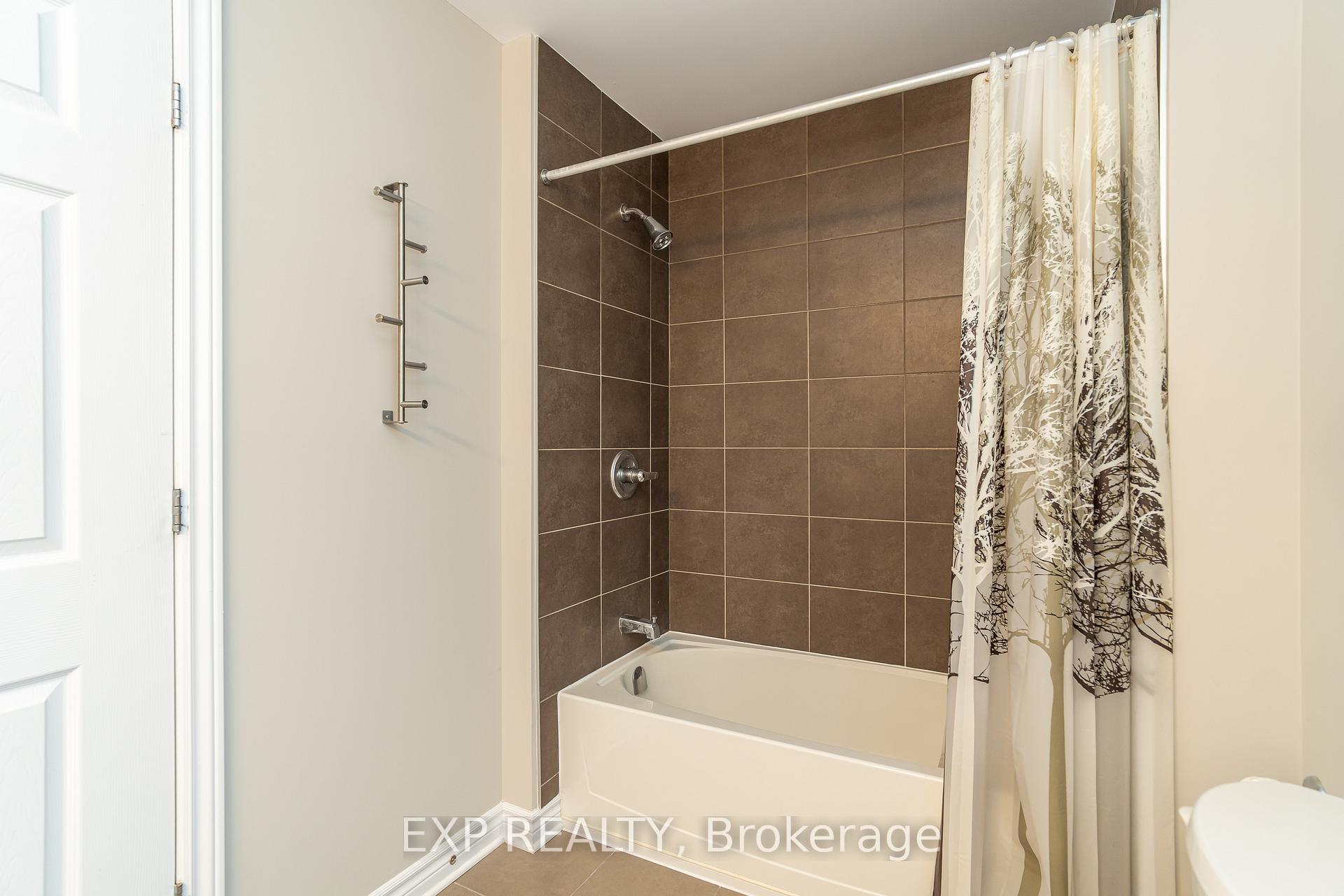Photo 17 of 3545 Woodroffe Avenue, Ottawa, Barrhaven - Strandherd — HOMEH
