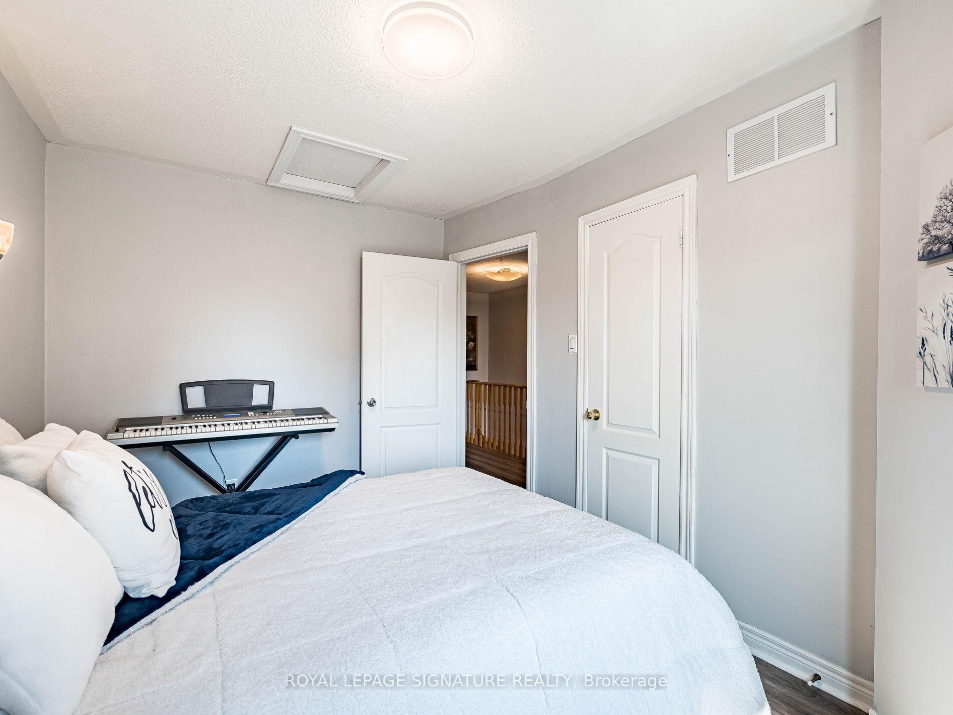 Photo 26 of 152 Lindenshire Avenue, Vaughan, Maple — HOMEH
