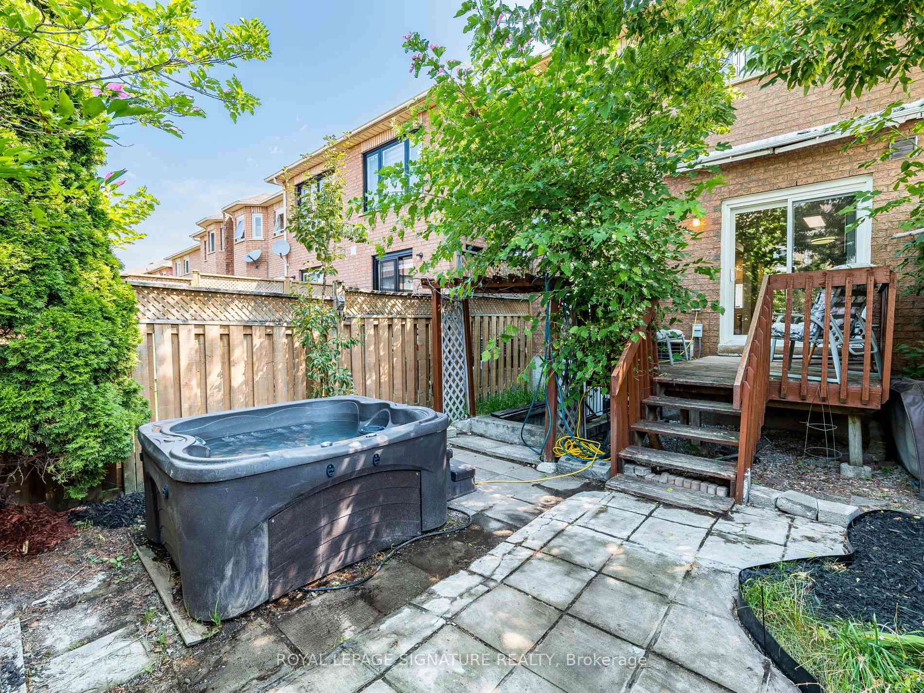 Photo 41 of 152 Lindenshire Avenue, Vaughan, Maple — HOMEH