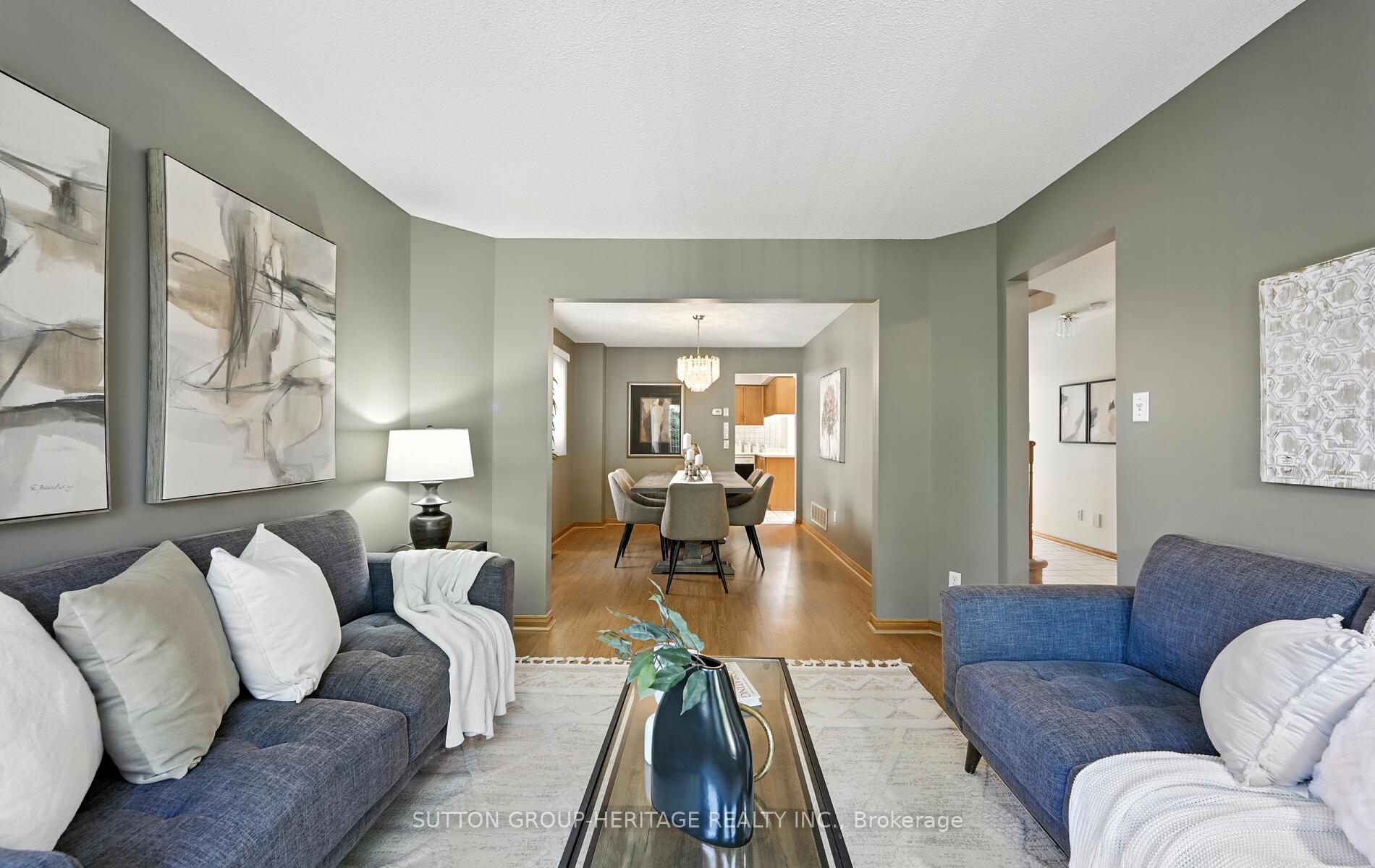 Photo 7 of 49 Valleywood Drive, Whitby, Williamsburg — HOMEH