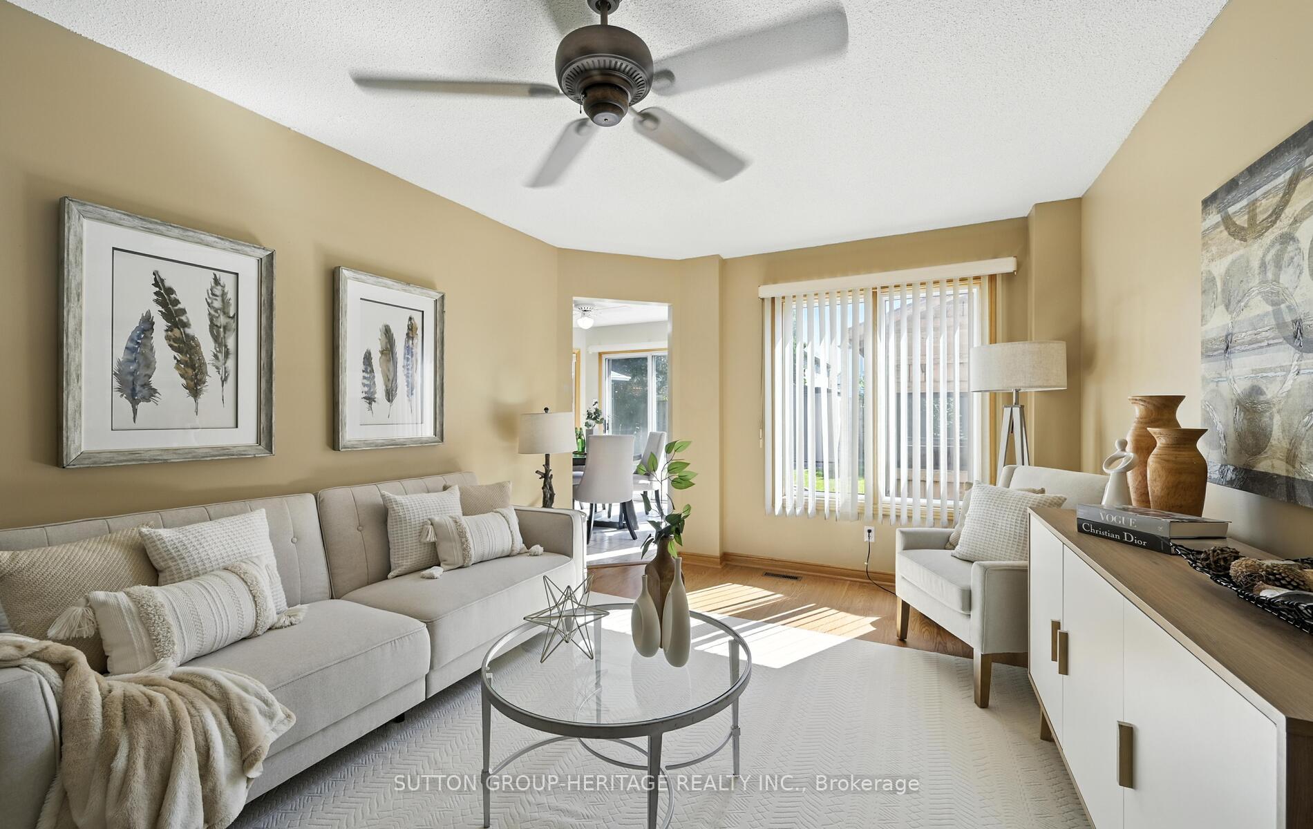 Photo 11 of 49 Valleywood Drive, Whitby, Williamsburg — HOMEH