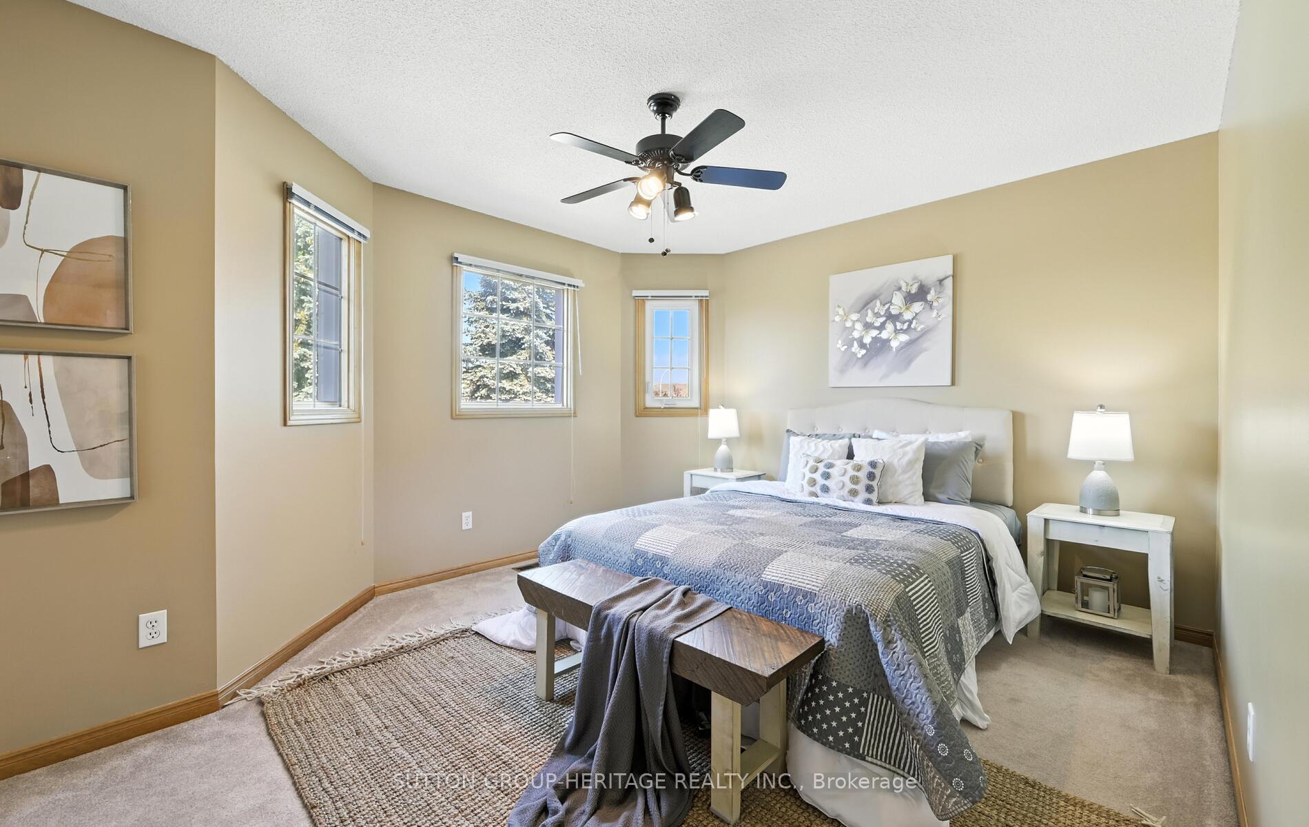 Photo 21 of 49 Valleywood Drive, Whitby, Williamsburg — HOMEH