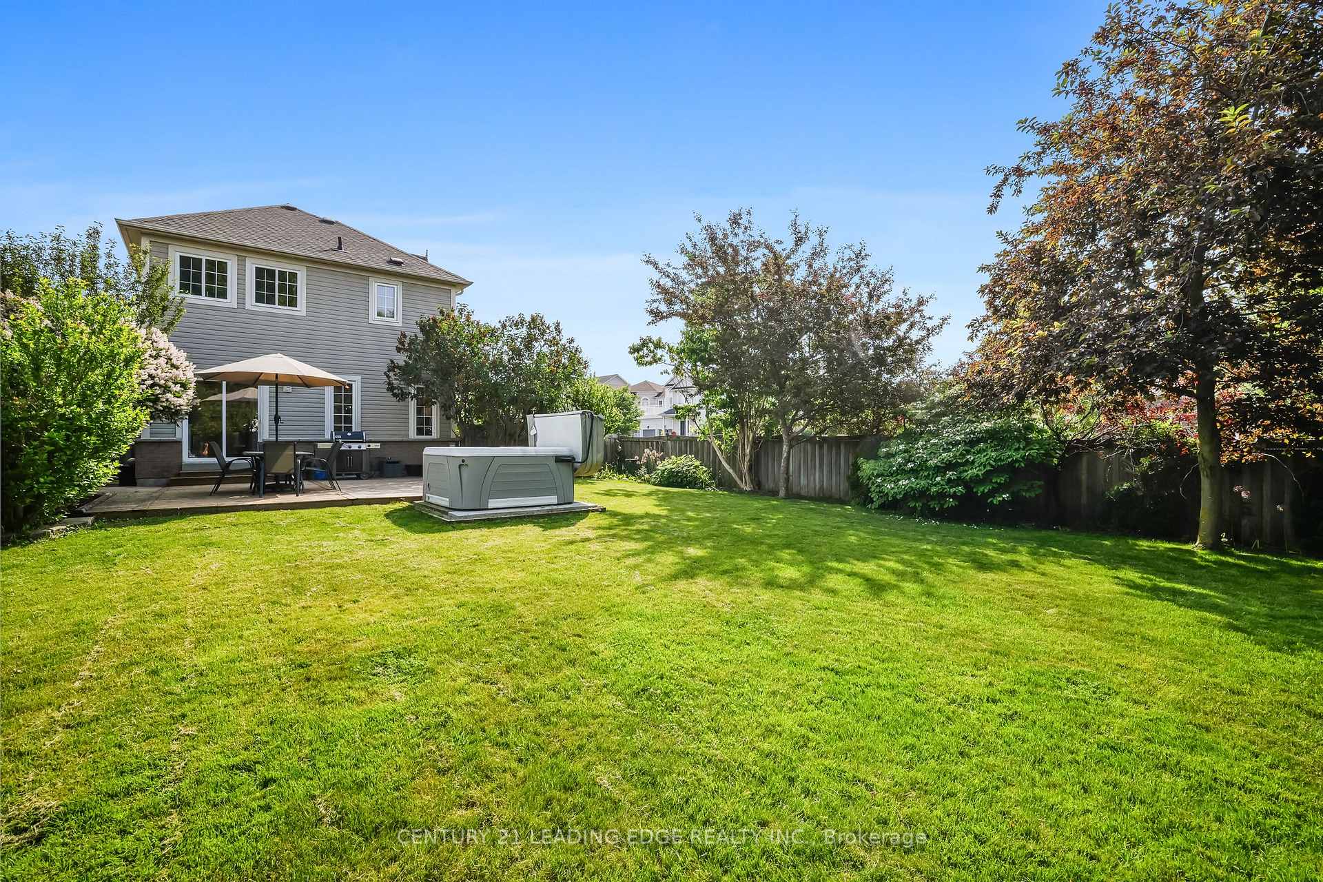 Photo 35 of 2 Four Winds Drive, Whitby, Port Whitby — HOMEH