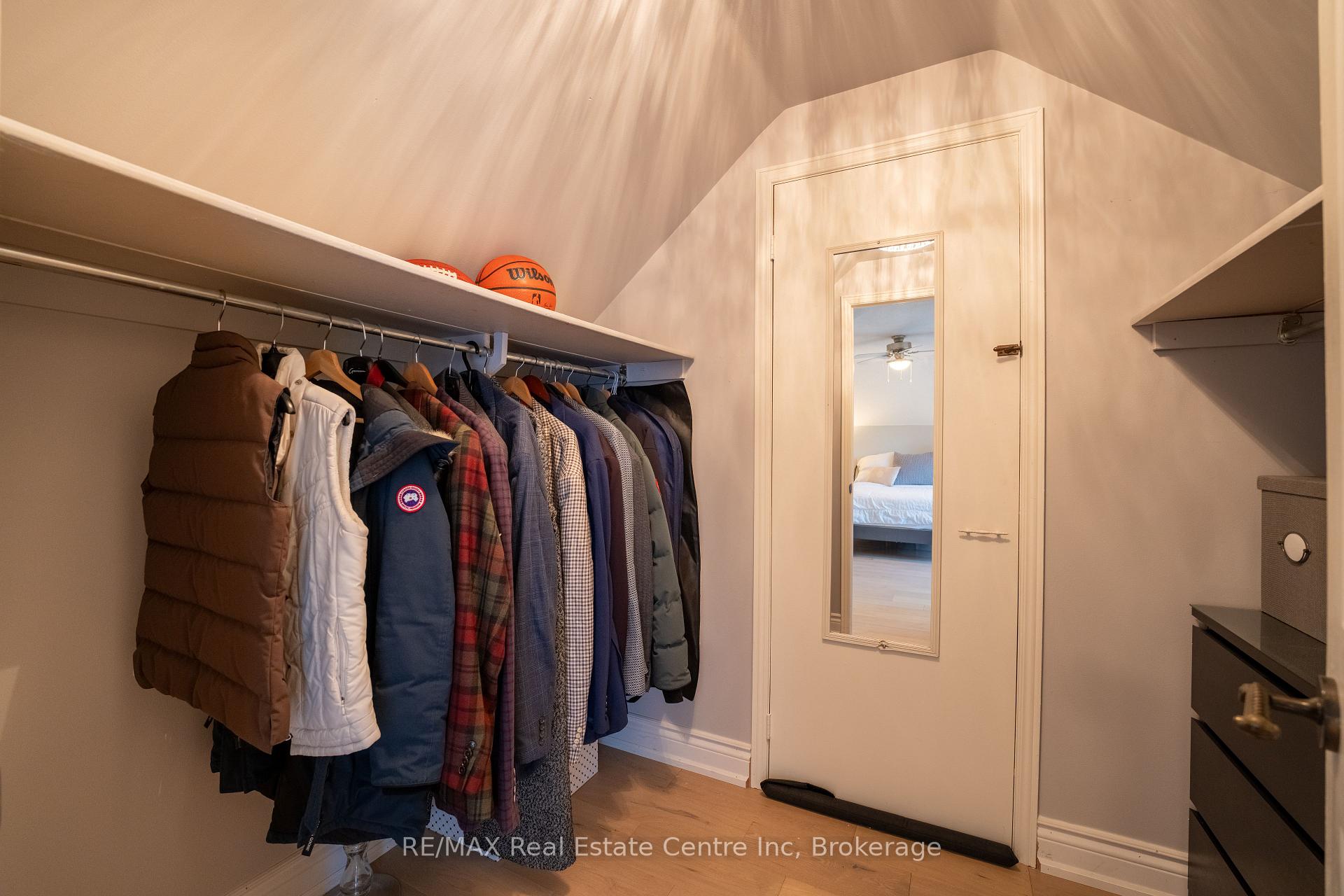 Photo 18 of 1207 Halsey Lane, Pickering, Liverpool — HOMEH