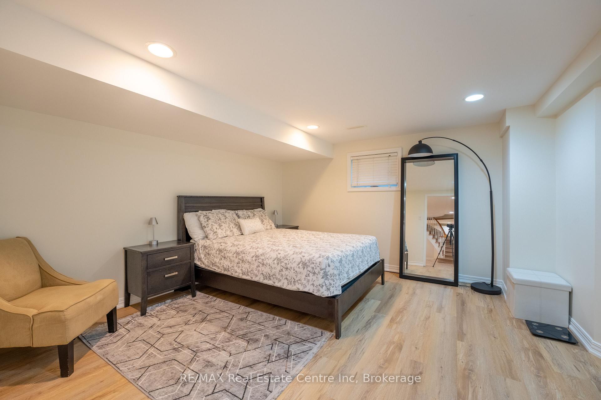 Photo 24 of 1207 Halsey Lane, Pickering, Liverpool — HOMEH