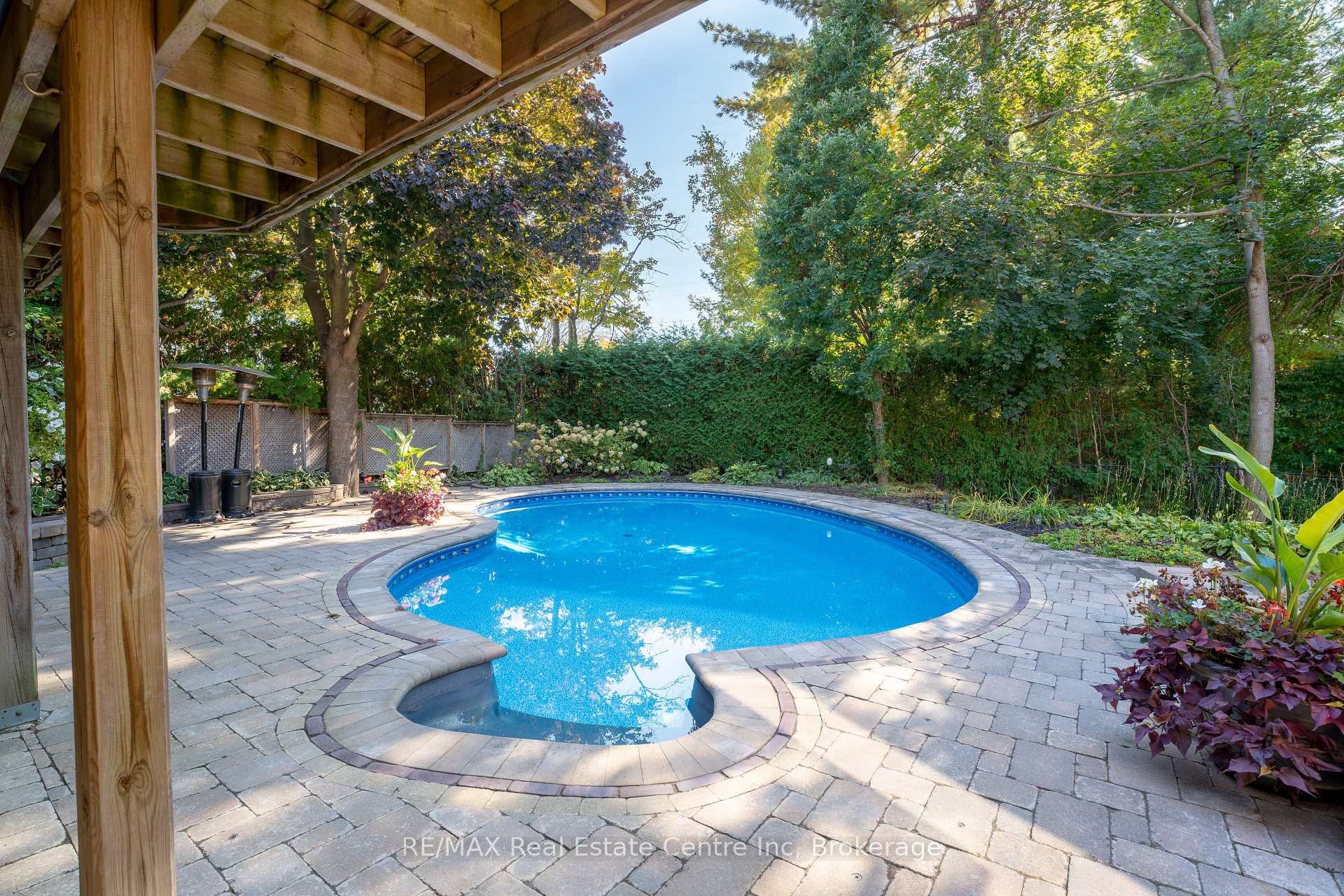 Photo 32 of 1207 Halsey Lane, Pickering, Liverpool — HOMEH
