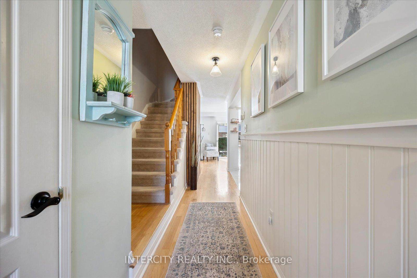Photo 11 of 372 Sparrow Circle, Pickering, Highbush — HOMEH