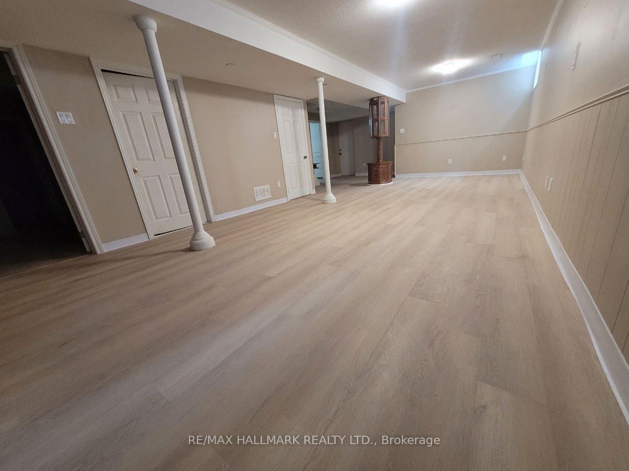 Photo 8 of 46 Crooked Stick Road, Vaughan, Glen Shields — HOMEH