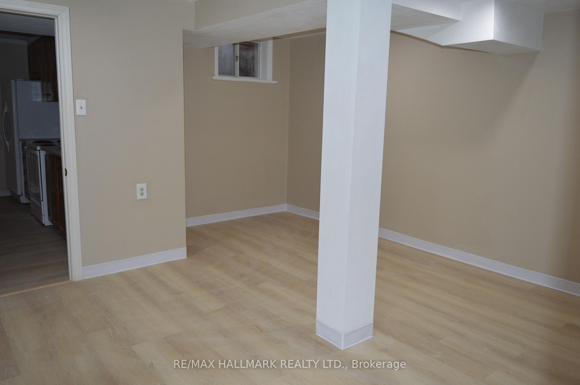 Photo 9 of 46 Crooked Stick Road, Vaughan, Glen Shields — HOMEH