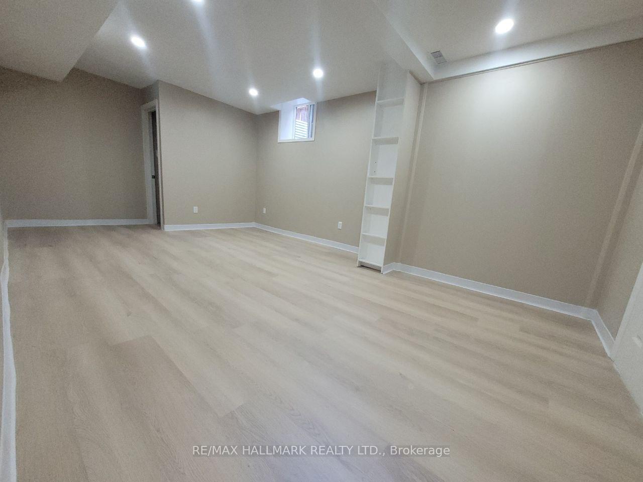 Photo 12 of 46 Crooked Stick Road, Vaughan, Glen Shields — HOMEH