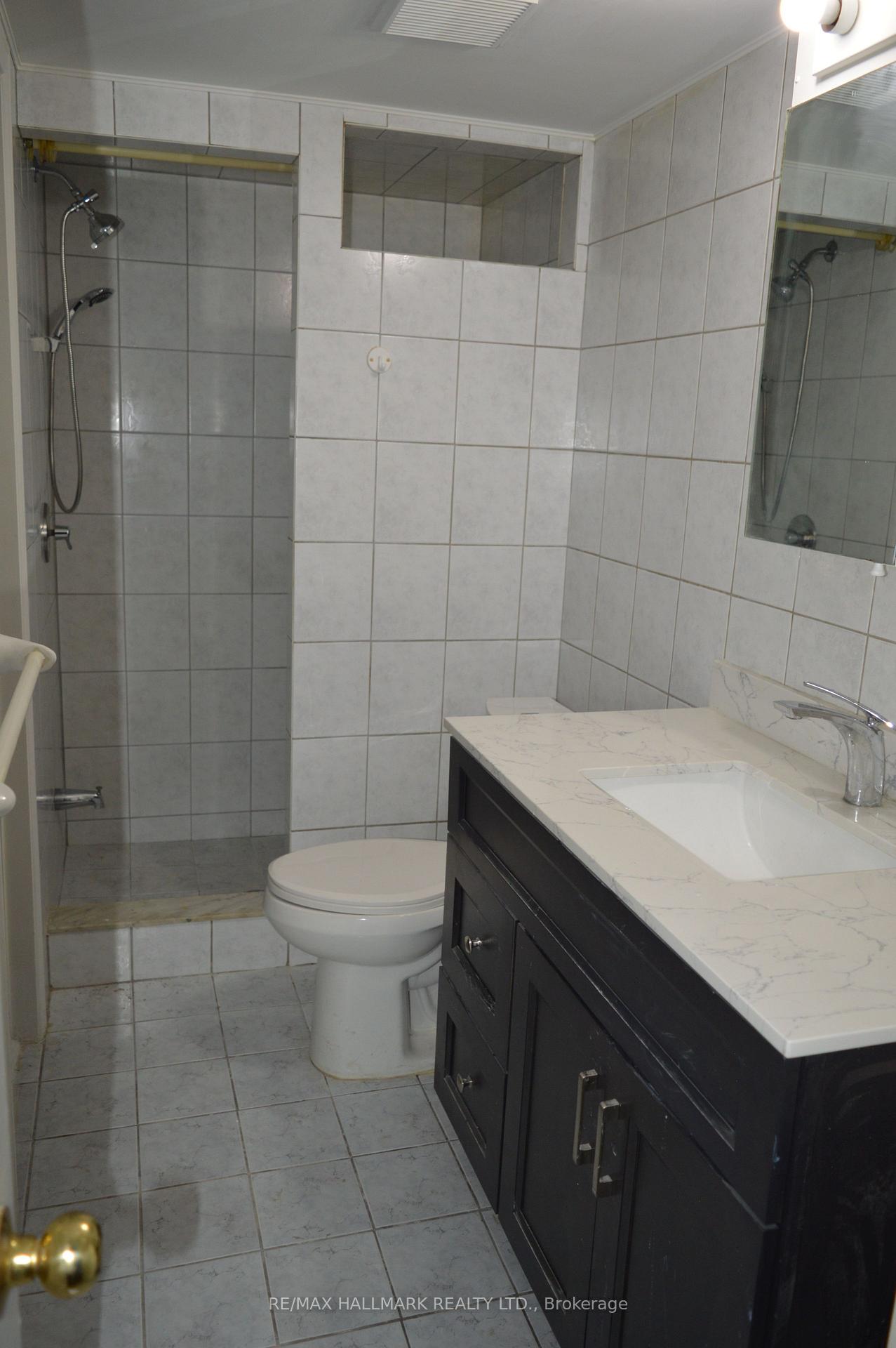 Photo 13 of 46 Crooked Stick Road, Vaughan, Glen Shields — HOMEH