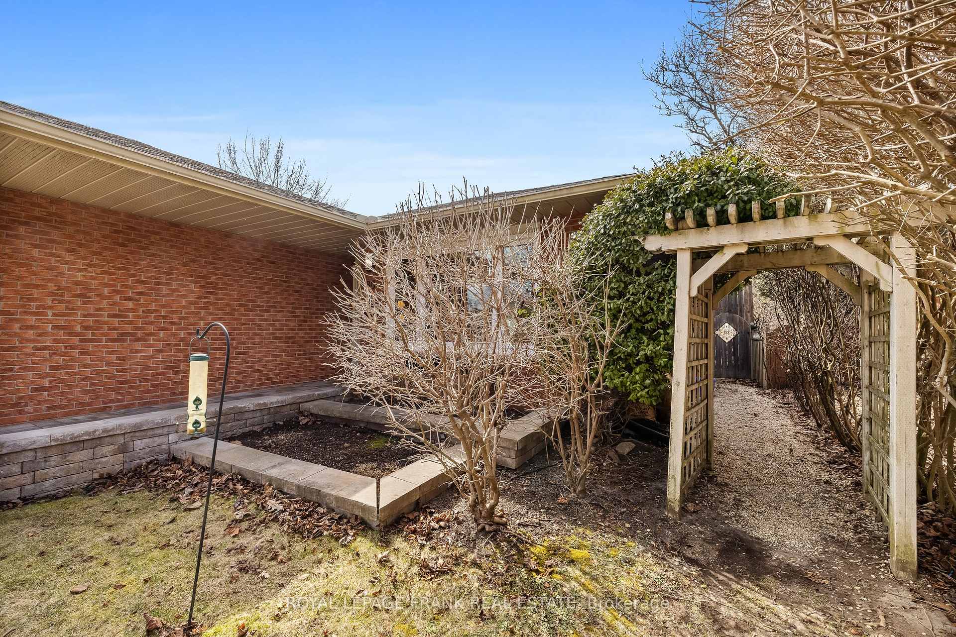 Photo 18 of 80 Michael Boulevard, Whitby, Lynde Creek — HOMEH