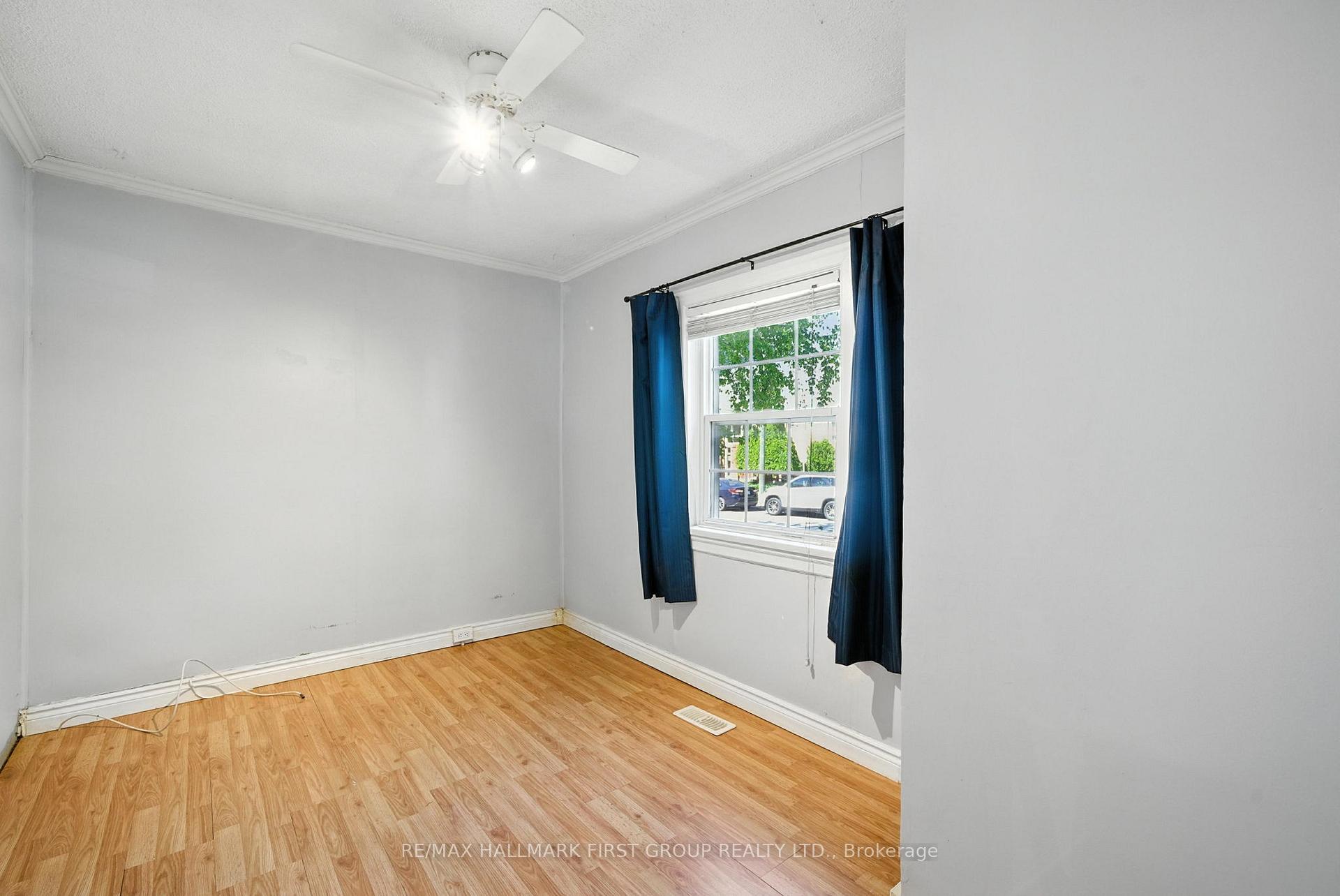 Photo 18 of 220 Centre Street S, Whitby, Downtown Whitby — HOMEH