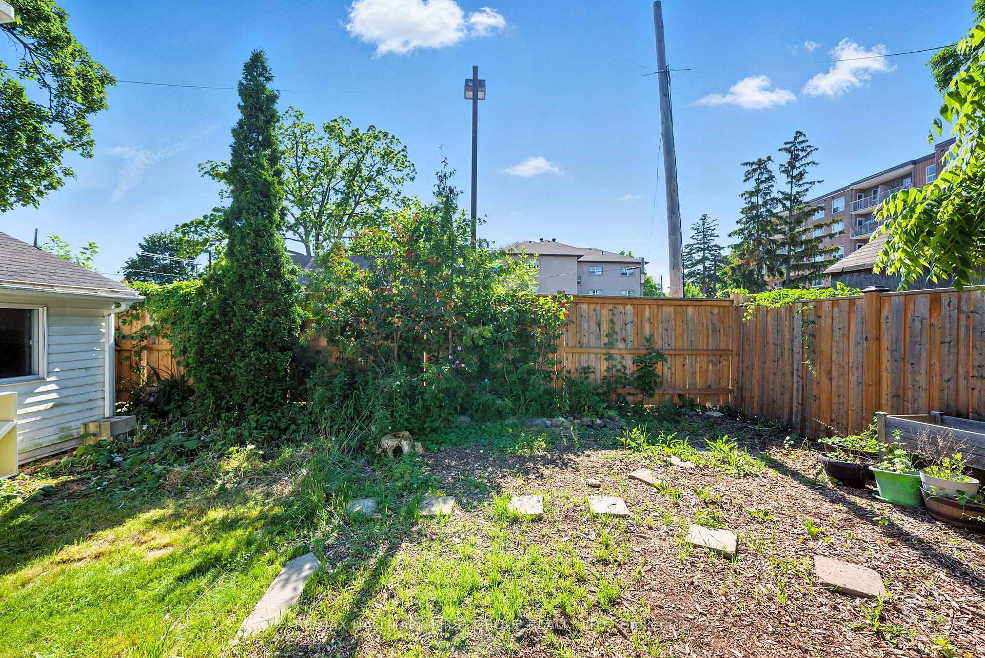 Photo 31 of 220 Centre Street S, Whitby, Downtown Whitby — HOMEH
