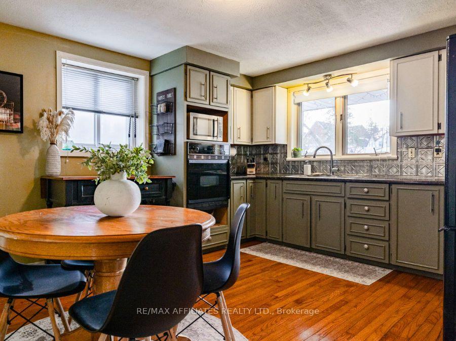 Photo 5 of 206 Harriet Street, Arnprior — HOMEH