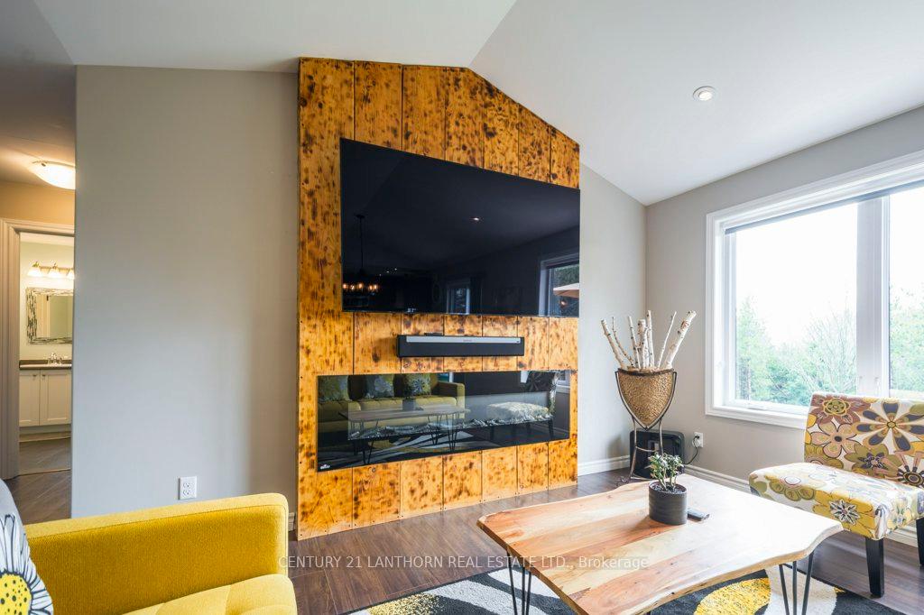 Photo 11 of 1053 Smith Street, Quinte West, Murray Ward — HOMEH