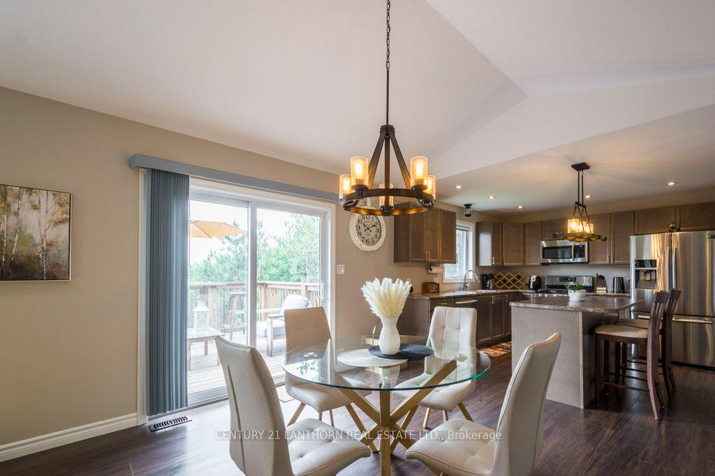 Photo 16 of 1053 Smith Street, Quinte West, Murray Ward — HOMEH