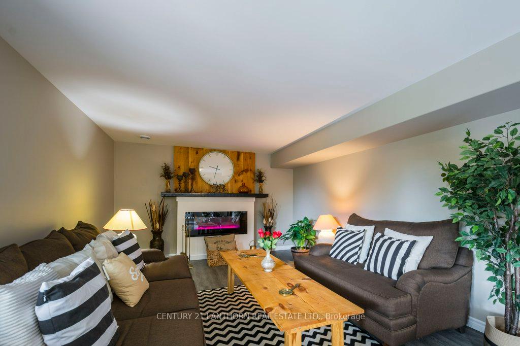 Photo 25 of 1053 Smith Street, Quinte West, Murray Ward — HOMEH
