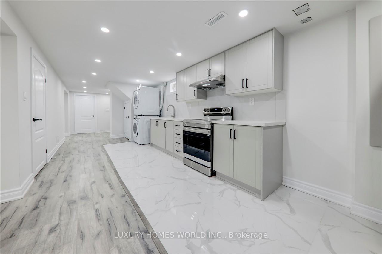 Photo 26 of 951 Essa Crescent, Pickering, West Shore — HOMEH