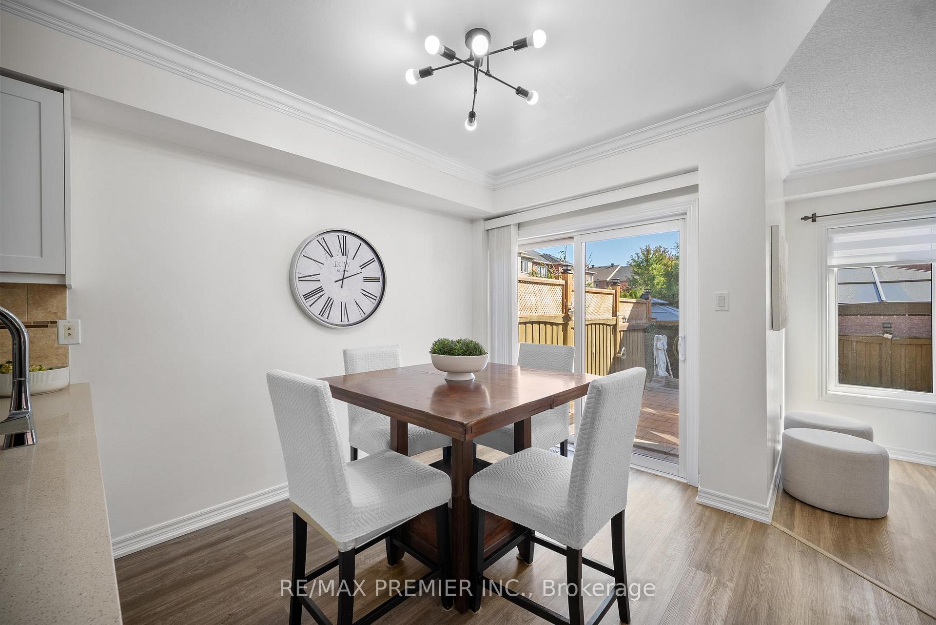 Photo 13 of 271 Peak Point Boulevard, Vaughan, Rural Vaughan — HOMEH