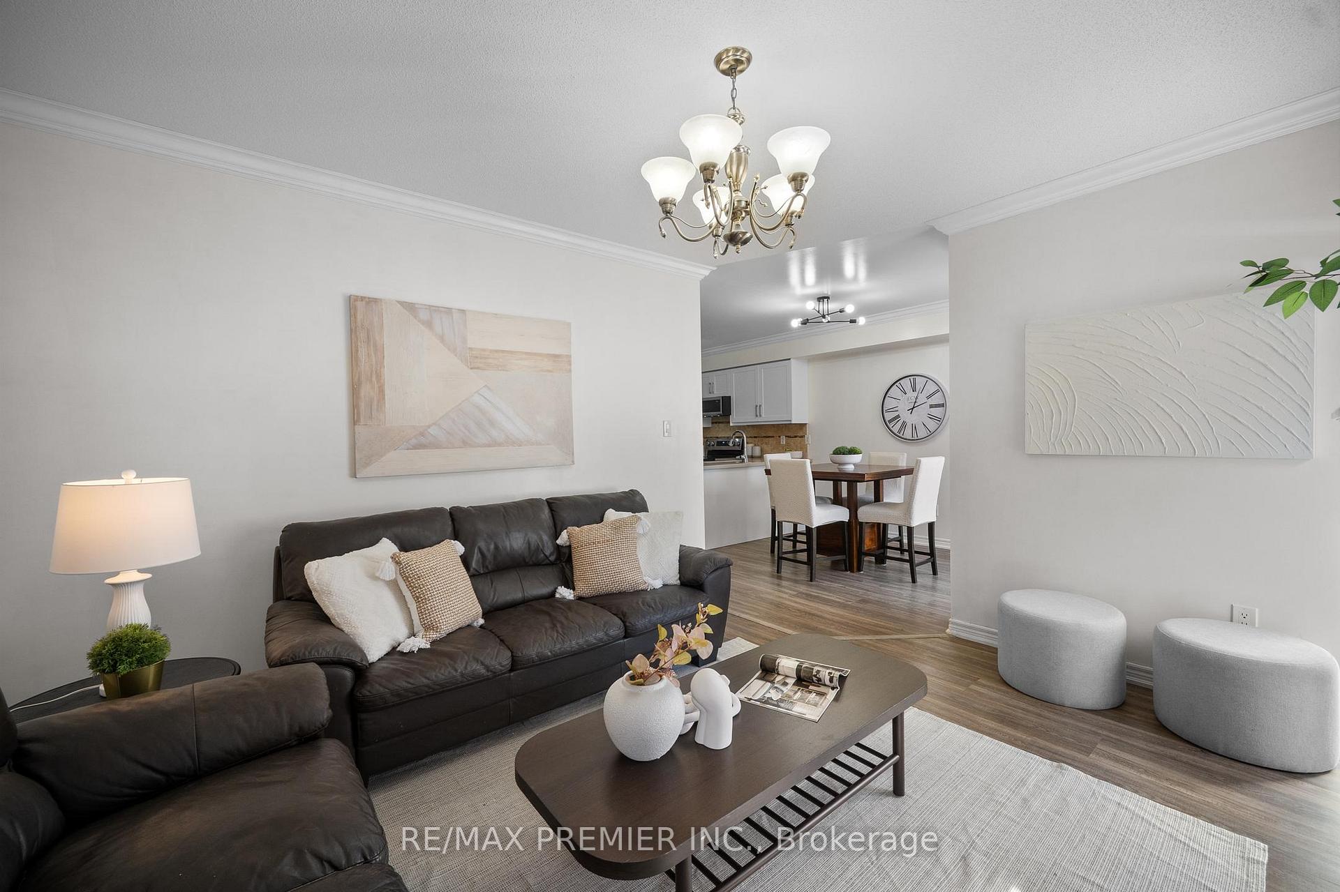Photo 16 of 271 Peak Point Boulevard, Vaughan, Rural Vaughan — HOMEH