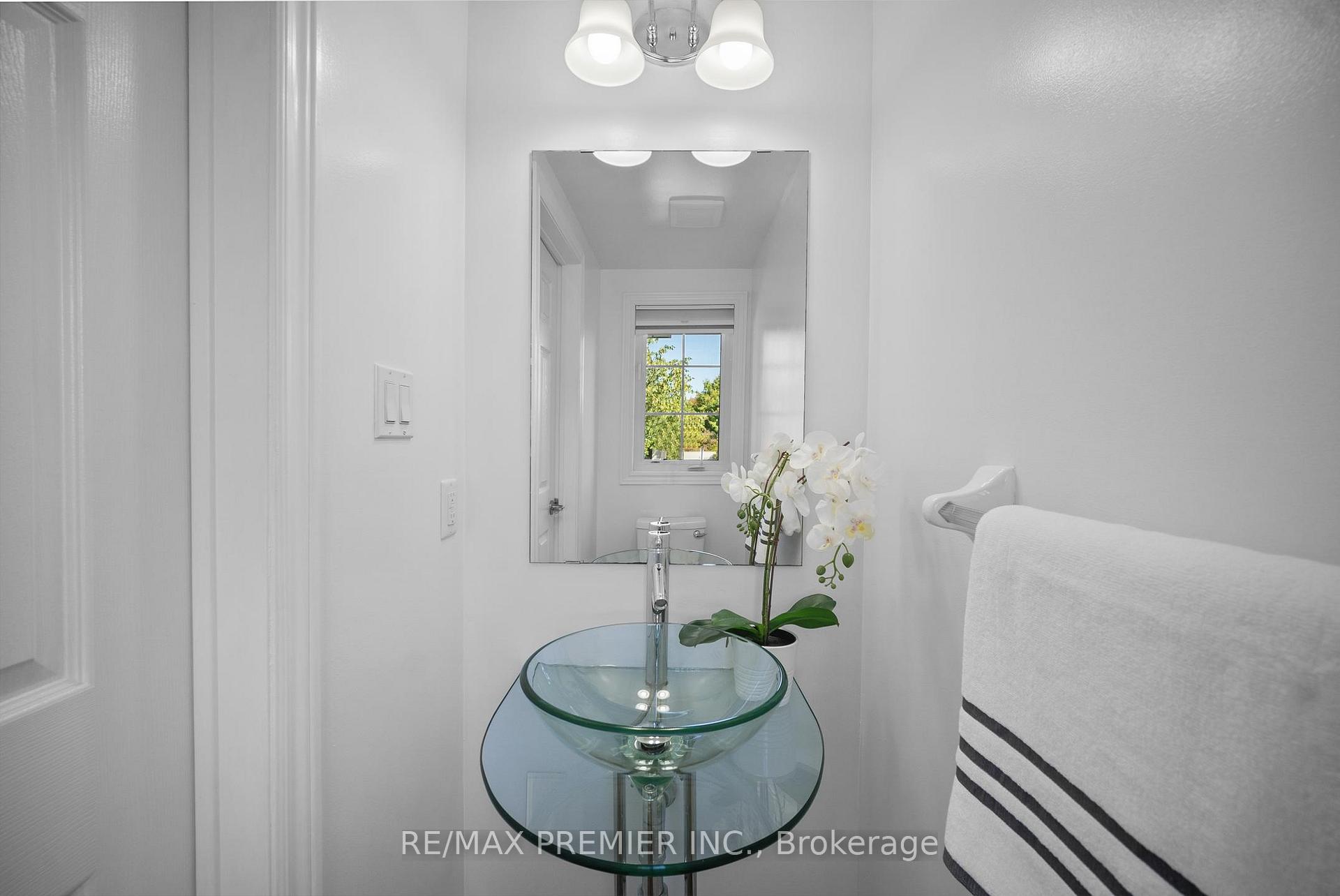 Photo 17 of 271 Peak Point Boulevard, Vaughan, Rural Vaughan — HOMEH