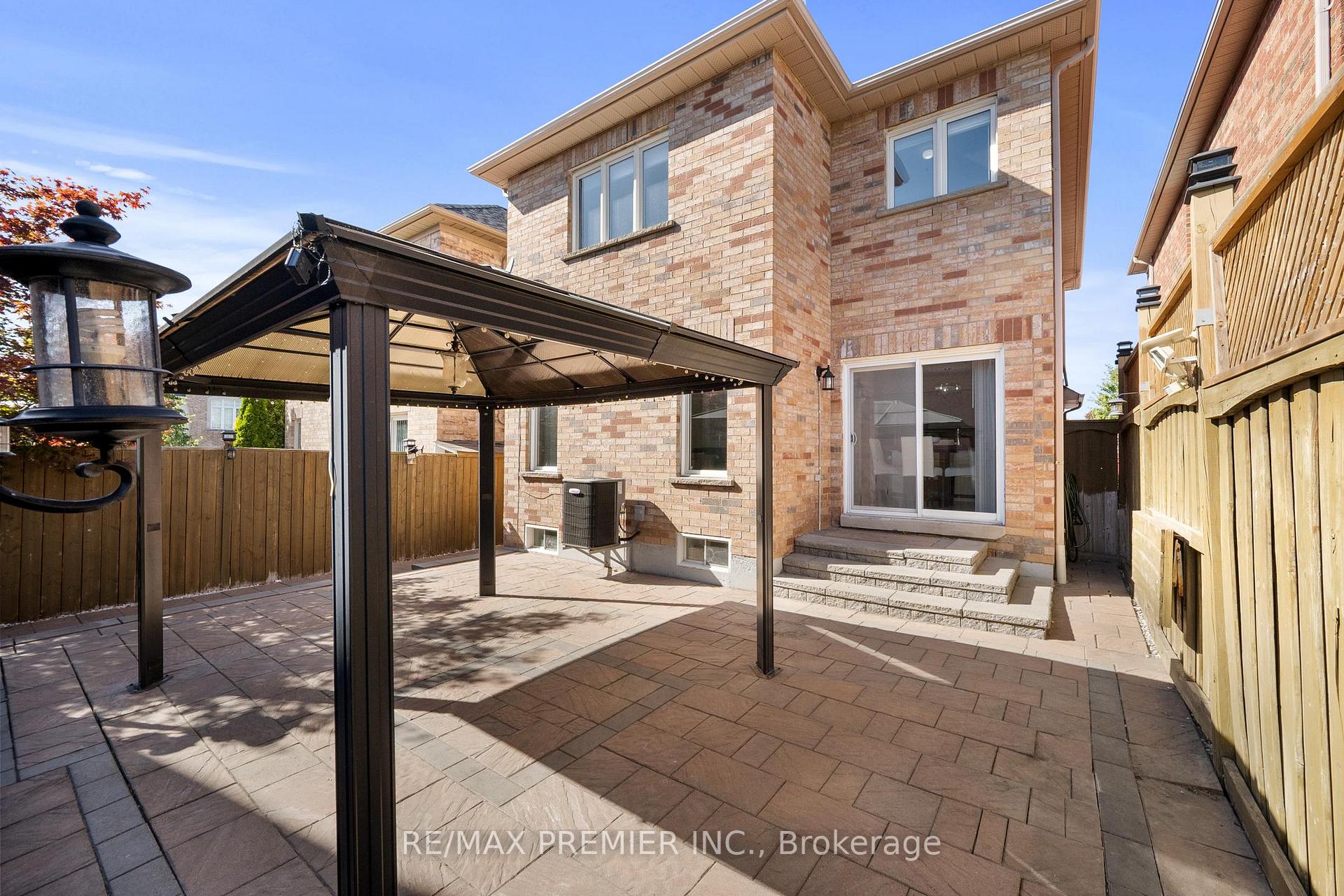 Photo 40 of 271 Peak Point Boulevard, Vaughan, Rural Vaughan — HOMEH