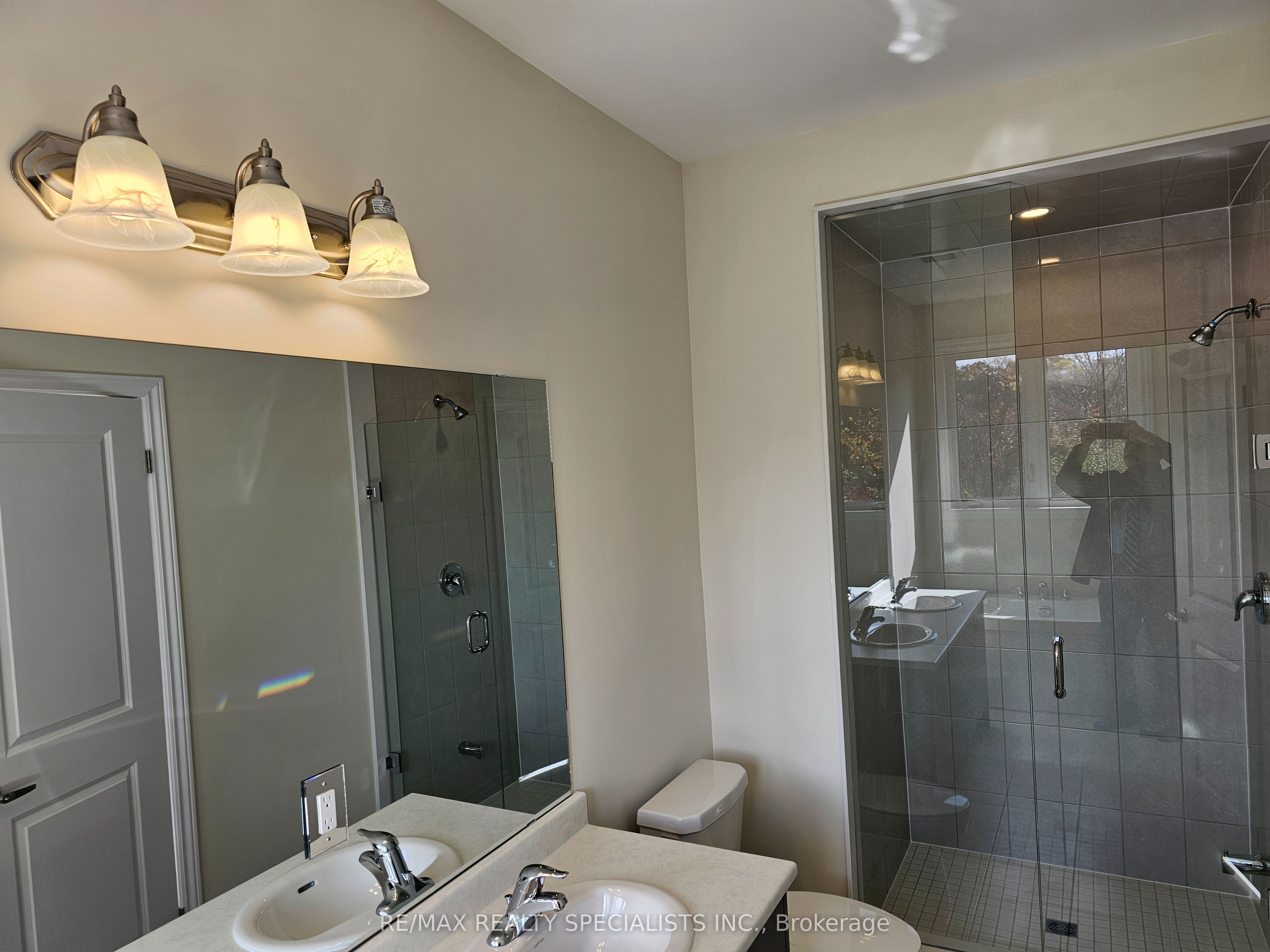 Photo 59 of 2078 Coppenwood Common, Burlington, Tyandaga — HOMEH