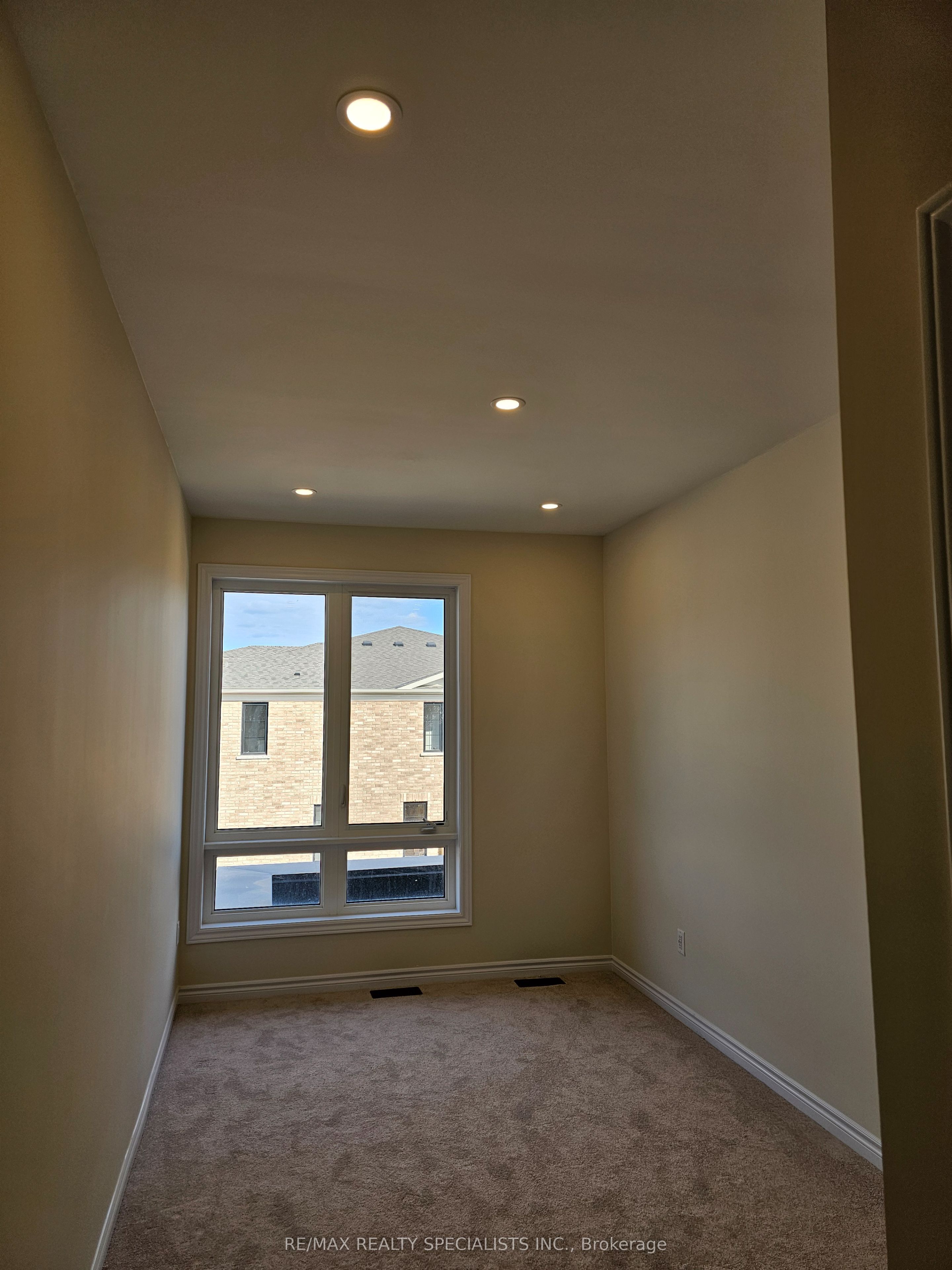 Photo 65 of 2078 Coppenwood Common, Burlington, Tyandaga — HOMEH