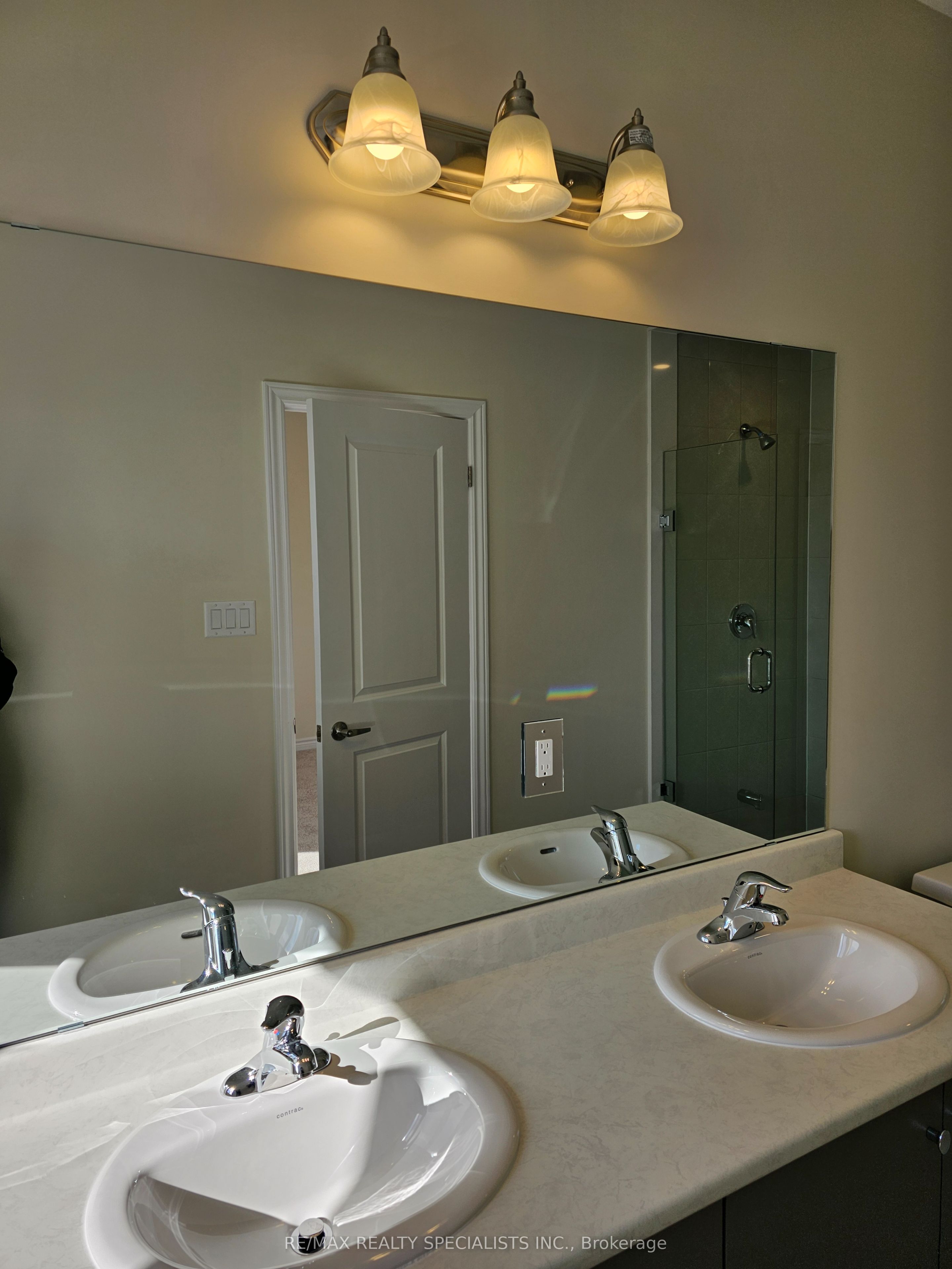 Photo 58 of 2078 Coppenwood Common, Burlington, Tyandaga — HOMEH