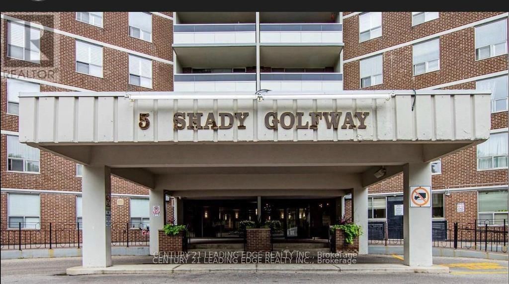 Front of Unit 1605, 5 Shady Gfwy
