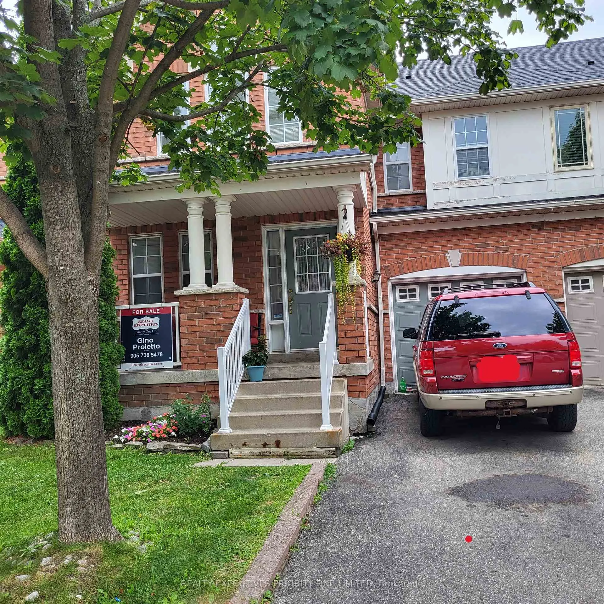 Photo 1 of 150 Hollywood Hill Circle, Vaughan, Vellore Village — HOMEH