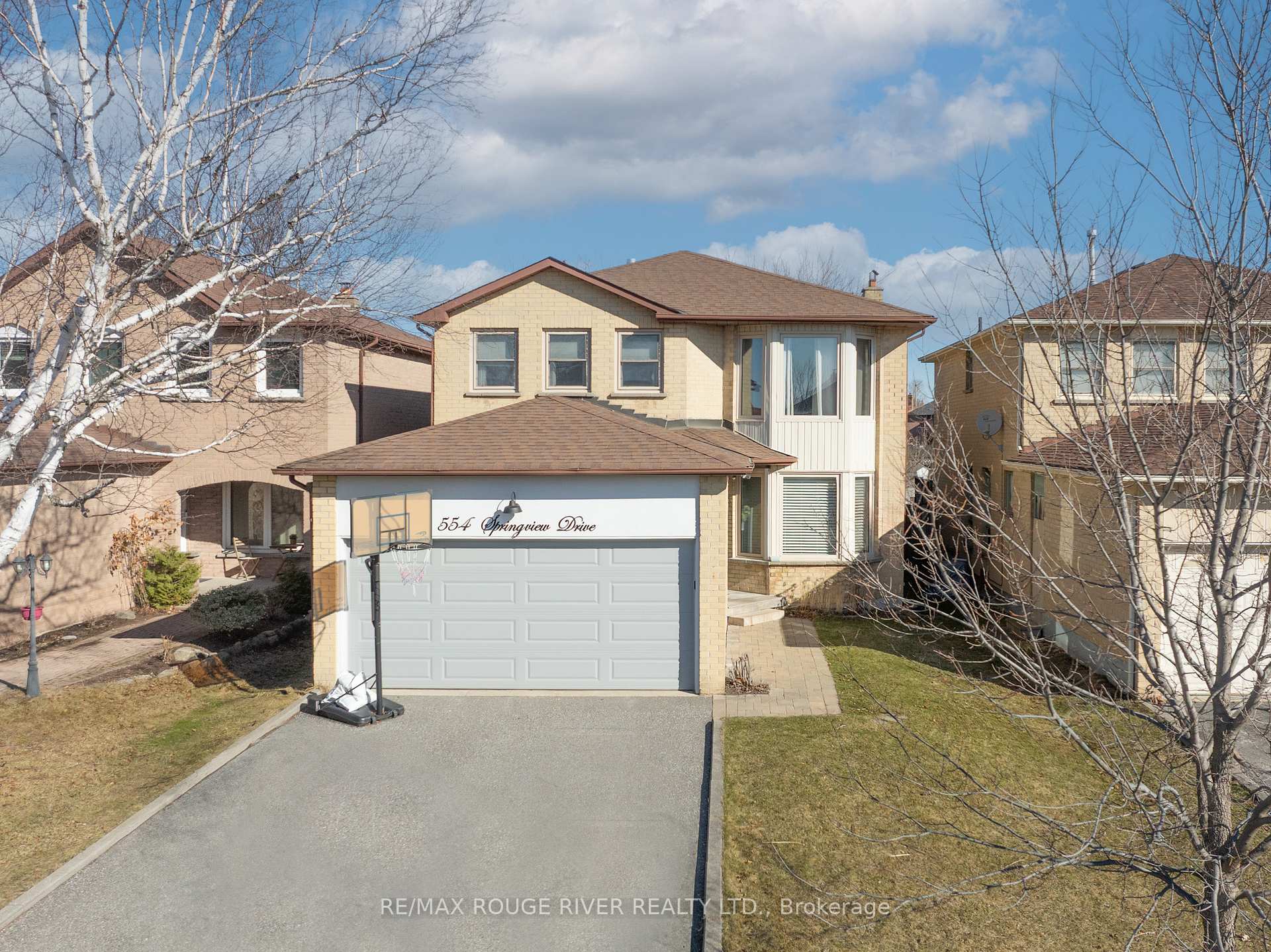 Photo 1 of 554 Springview Drive, Pickering, Amberlea — HOMEH