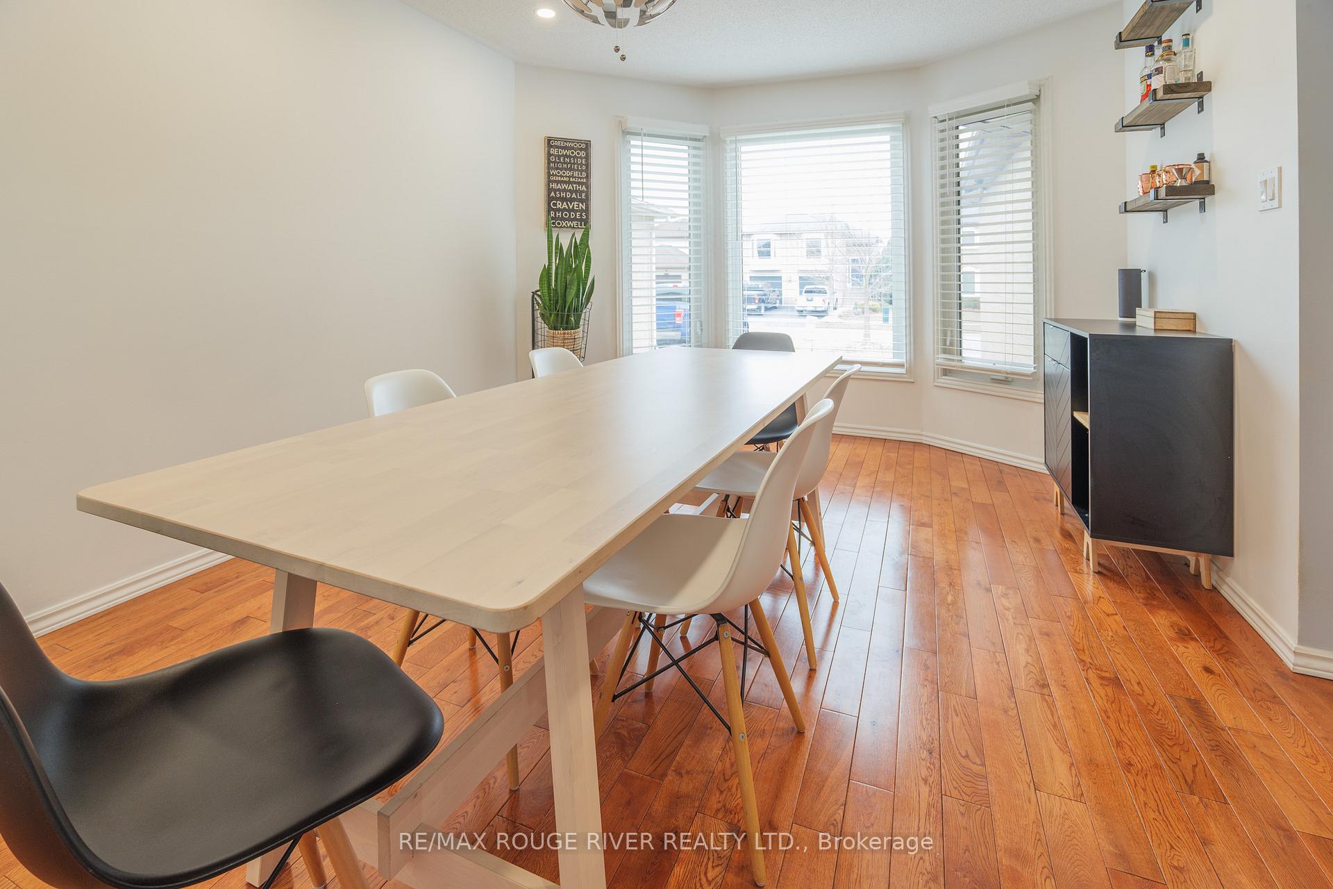Photo 13 of 554 Springview Drive, Pickering, Amberlea — HOMEH