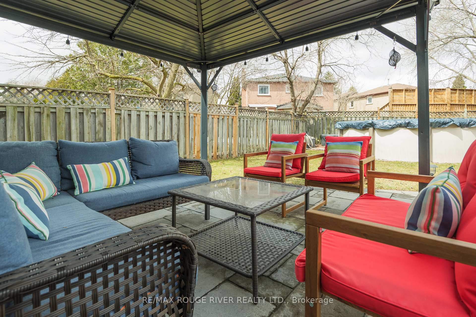 Photo 40 of 554 Springview Drive, Pickering, Amberlea — HOMEH