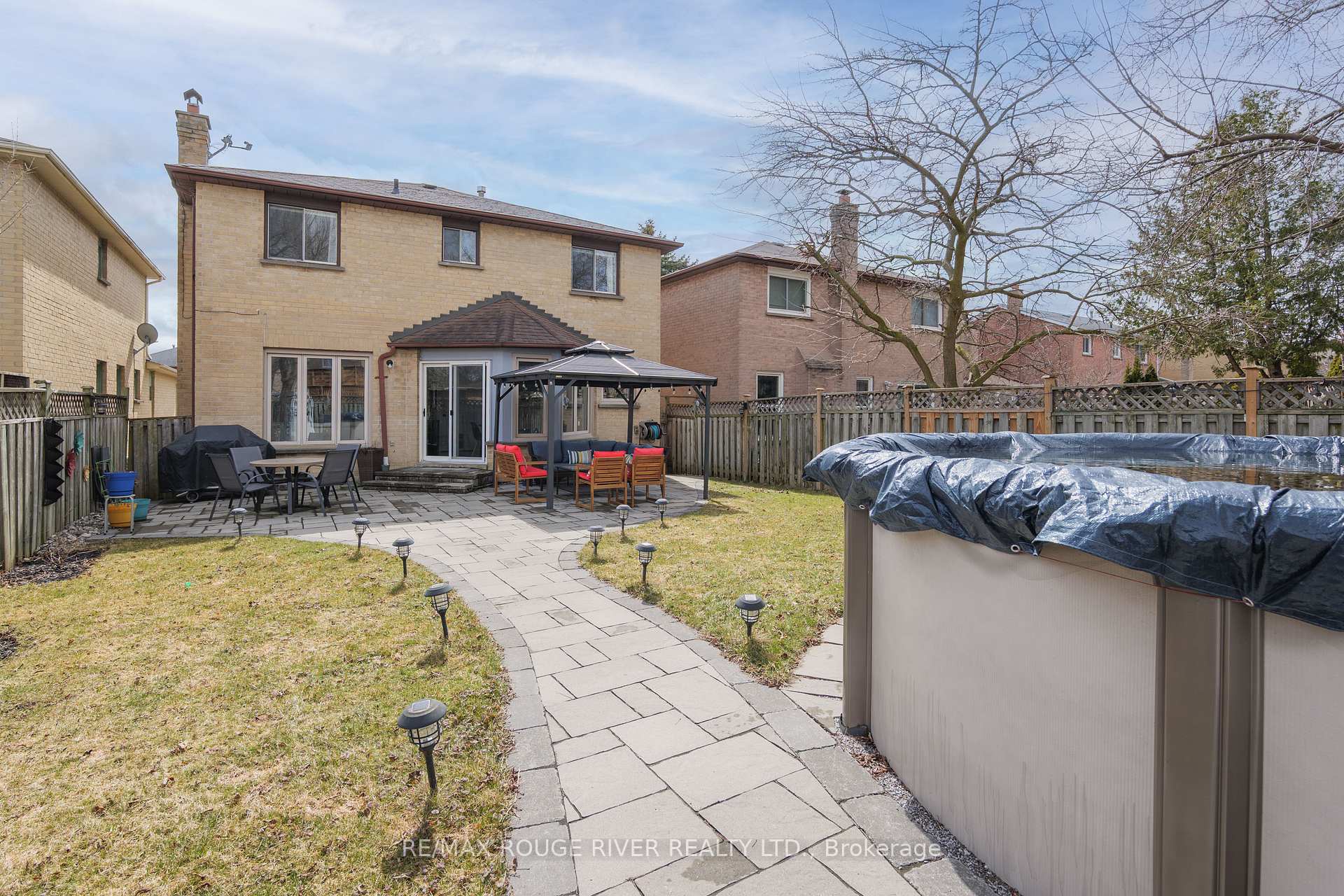 Photo 41 of 554 Springview Drive, Pickering, Amberlea — HOMEH
