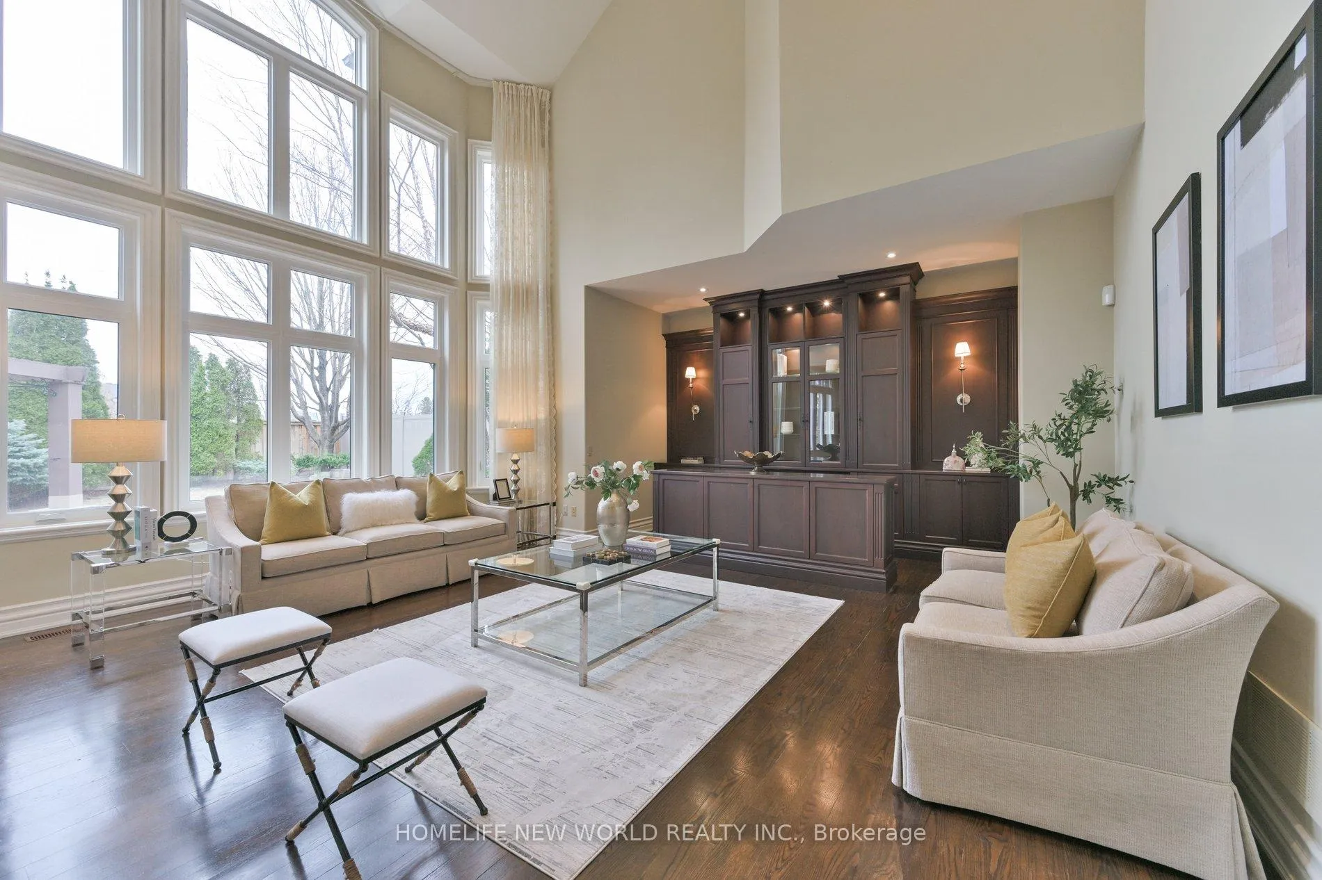 Photo 17 of 33 Evita Court, Vaughan, Uplands — HOMEH
