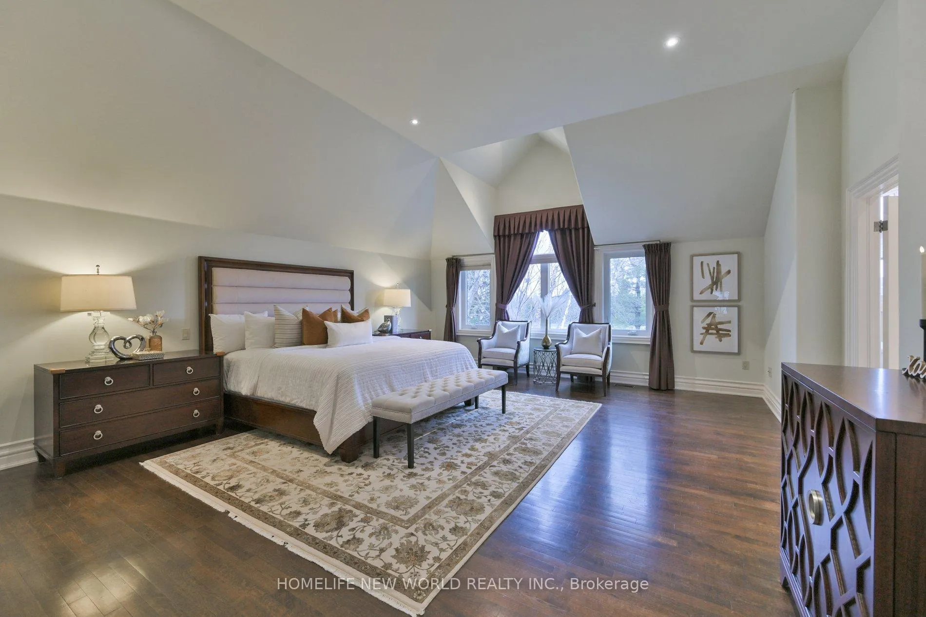 Photo 29 of 33 Evita Court, Vaughan, Uplands — HOMEH