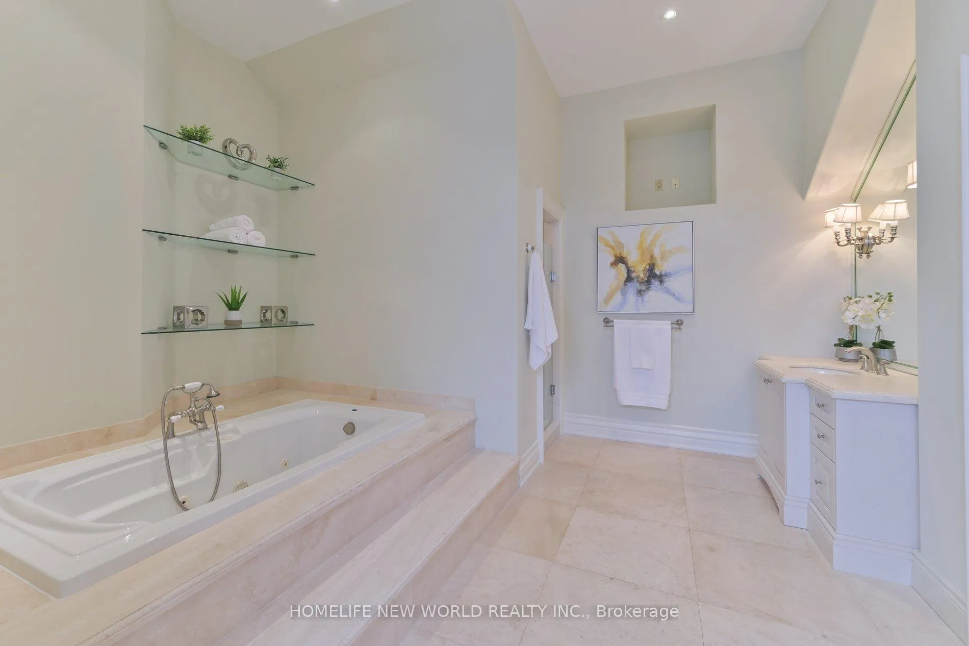 Photo 32 of 33 Evita Court, Vaughan, Uplands — HOMEH