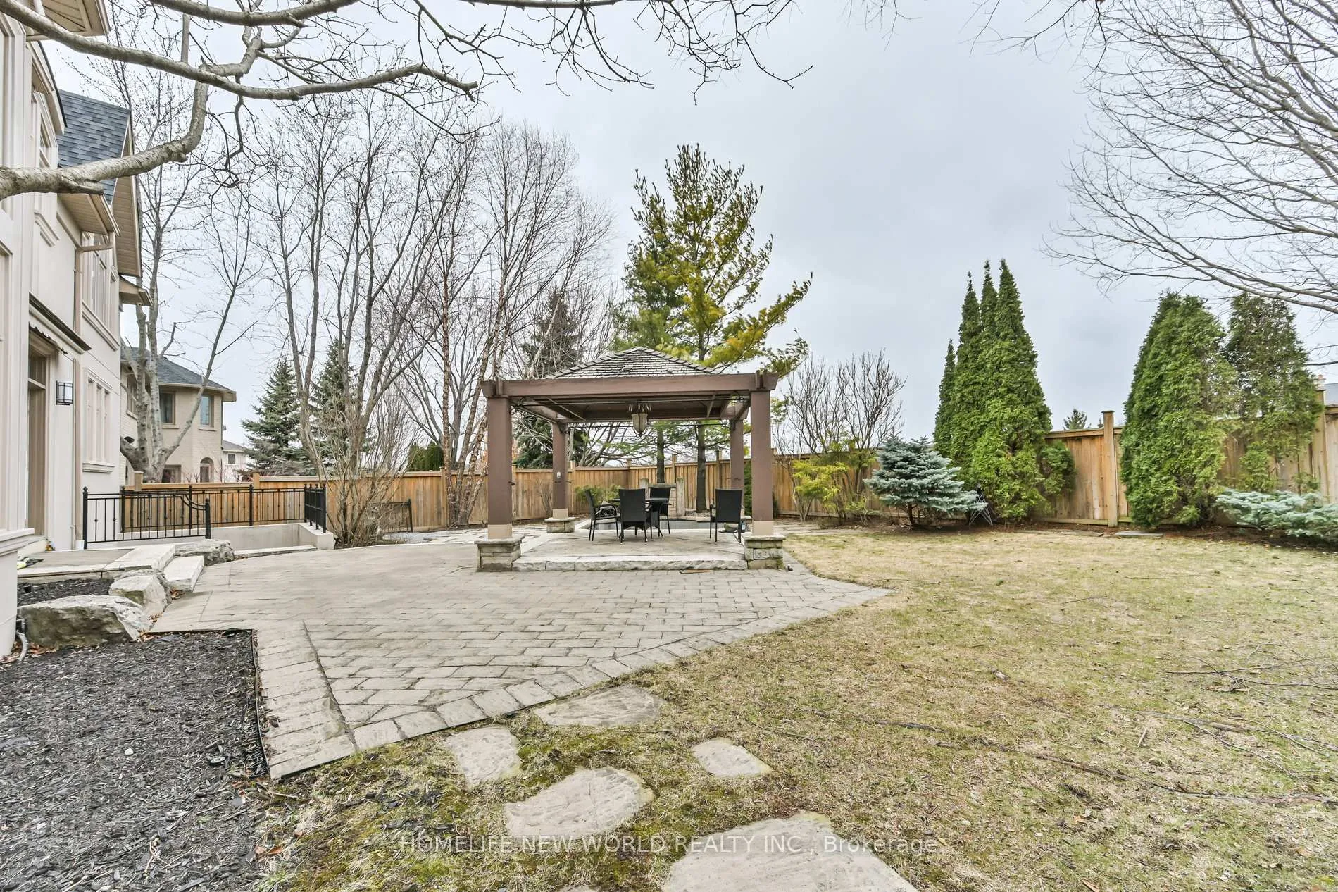 Photo 48 of 33 Evita Court, Vaughan, Uplands — HOMEH
