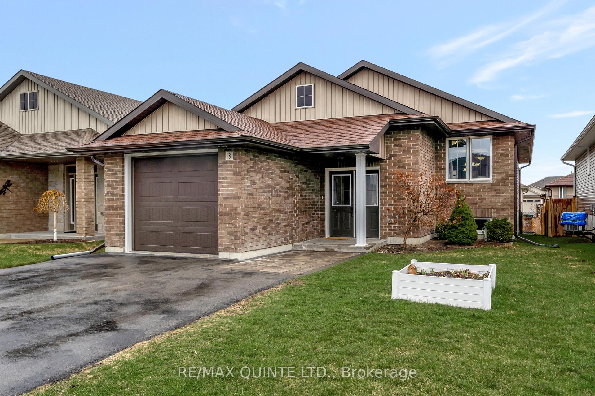 Photo 1 of 8 McIntosh Crescent, Quinte West, Murray Ward — HOMEH