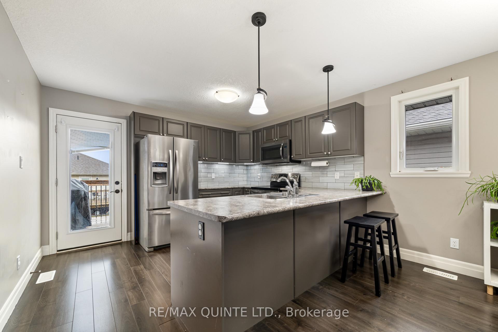 Photo 8 of 8 McIntosh Crescent, Quinte West, Murray Ward — HOMEH