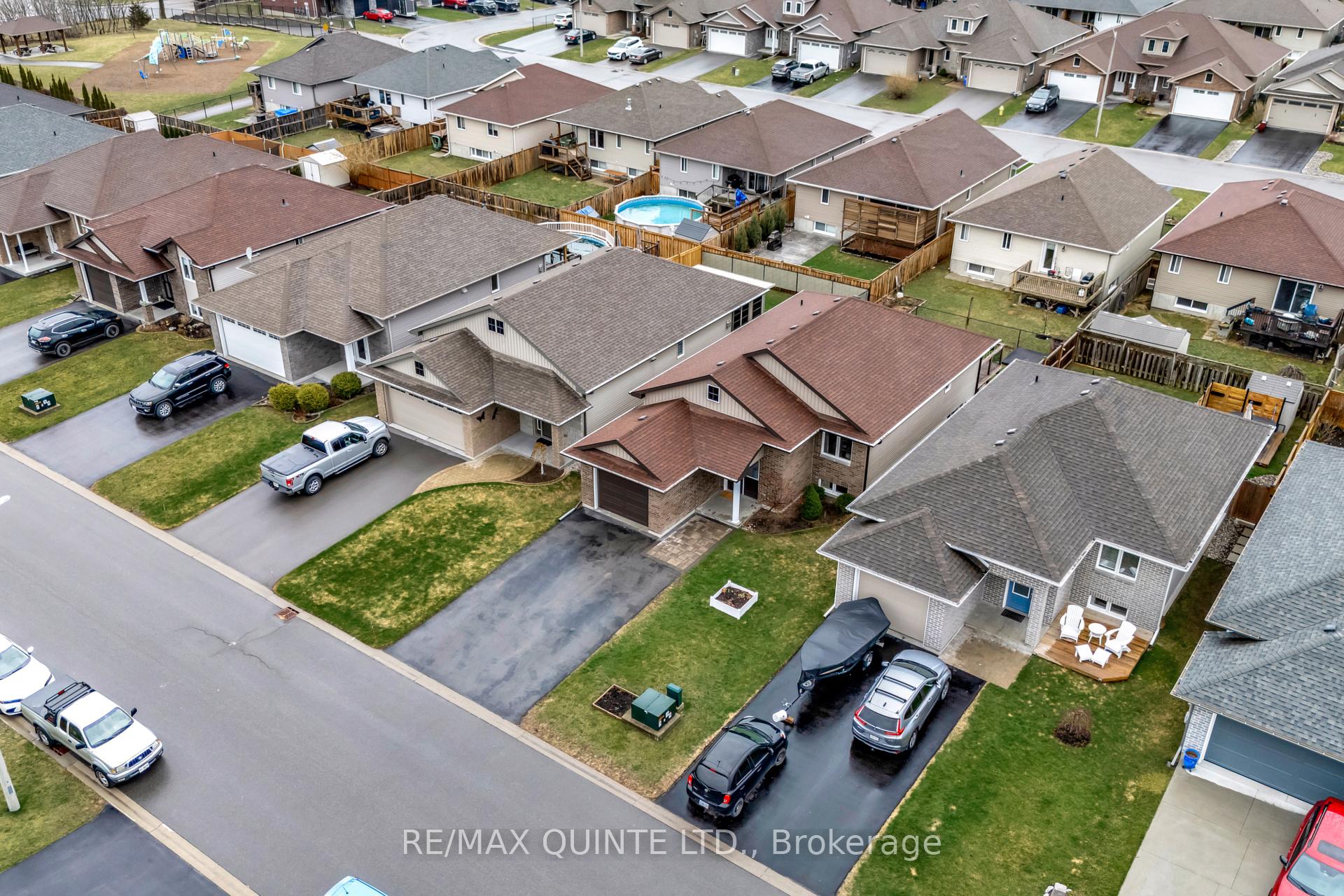 Photo 37 of 8 McIntosh Crescent, Quinte West, Murray Ward — HOMEH