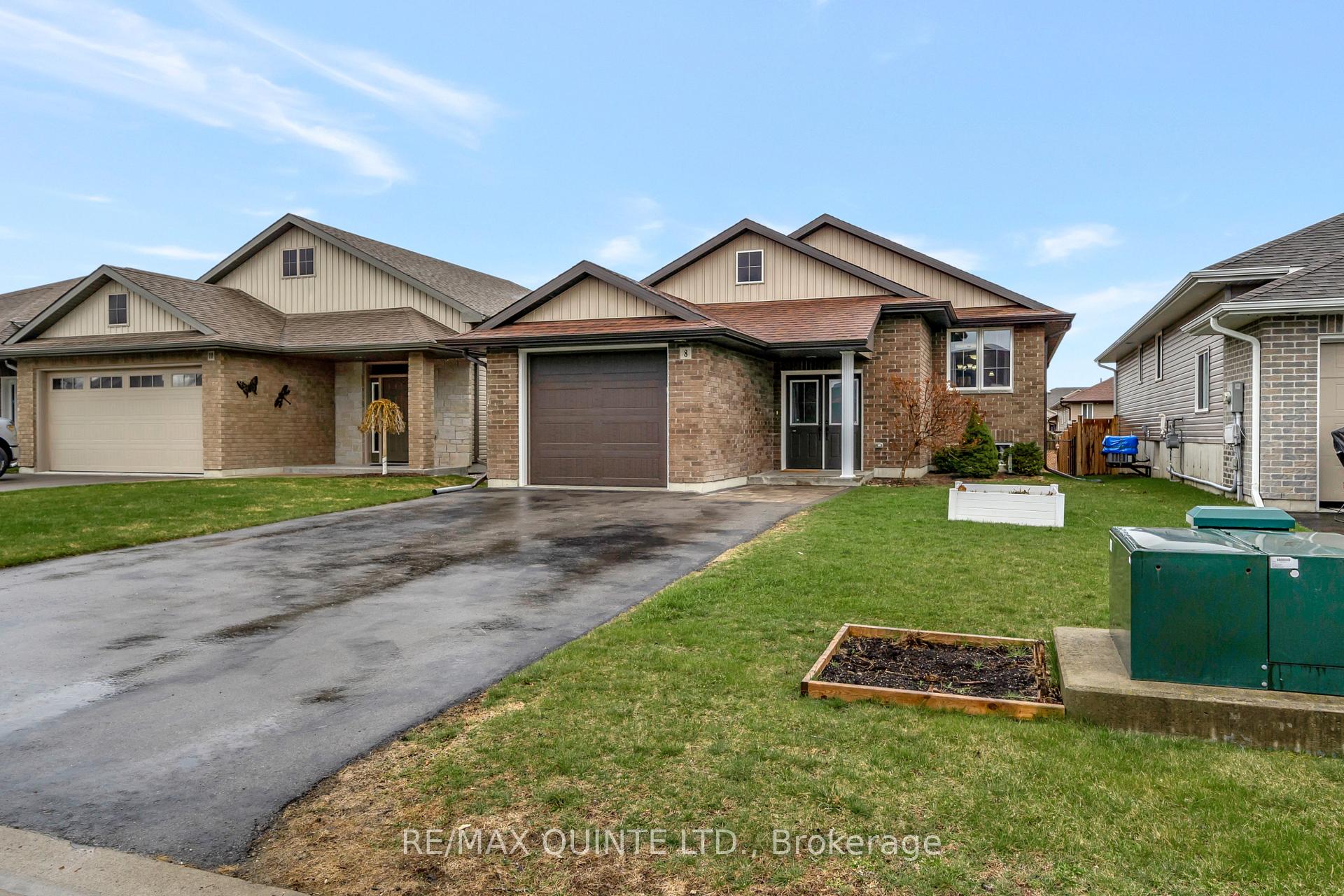Photo 38 of 8 McIntosh Crescent, Quinte West, Murray Ward — HOMEH