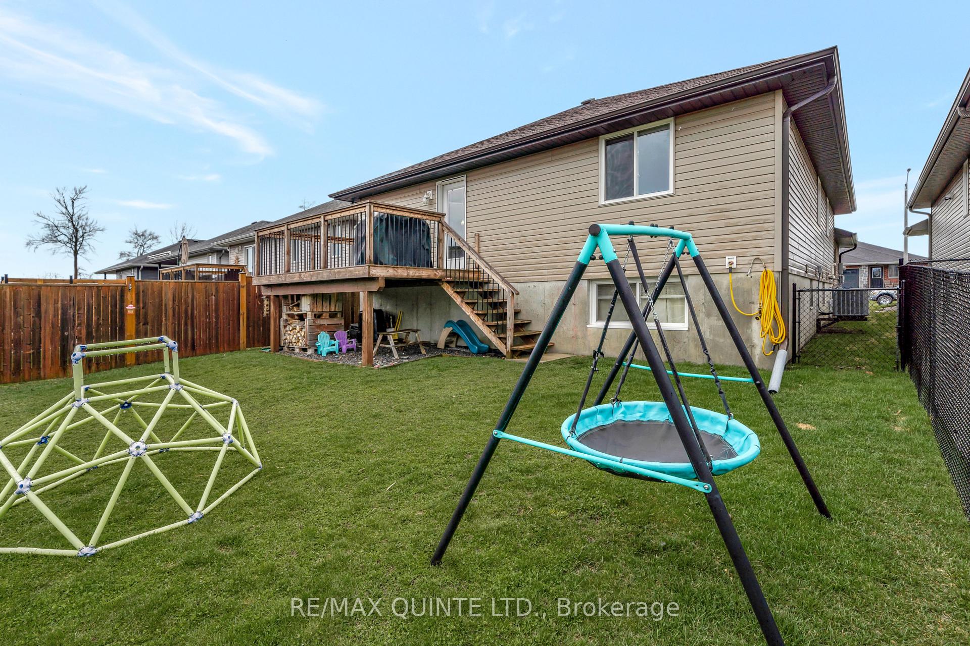 Photo 40 of 8 McIntosh Crescent, Quinte West, Murray Ward — HOMEH