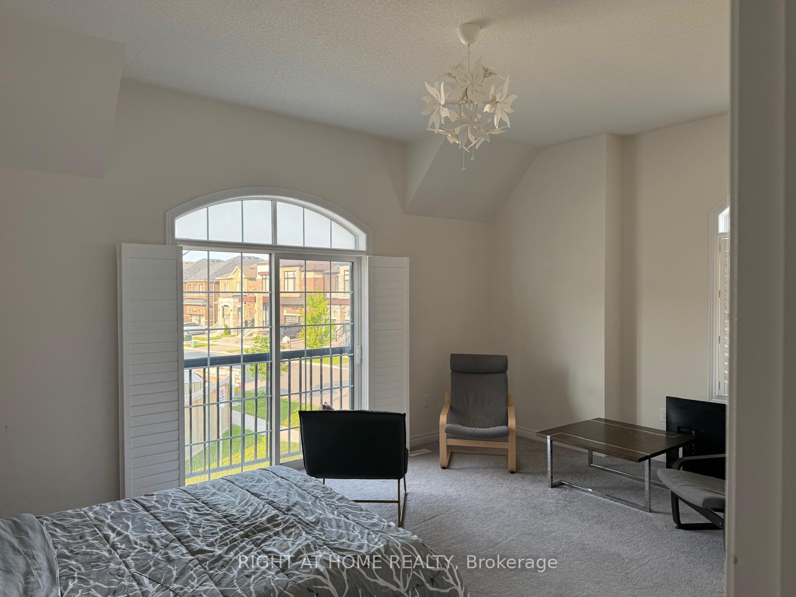 Photo 11 of 184 Coronation Road, Whitby, Rural Whitby — HOMEH